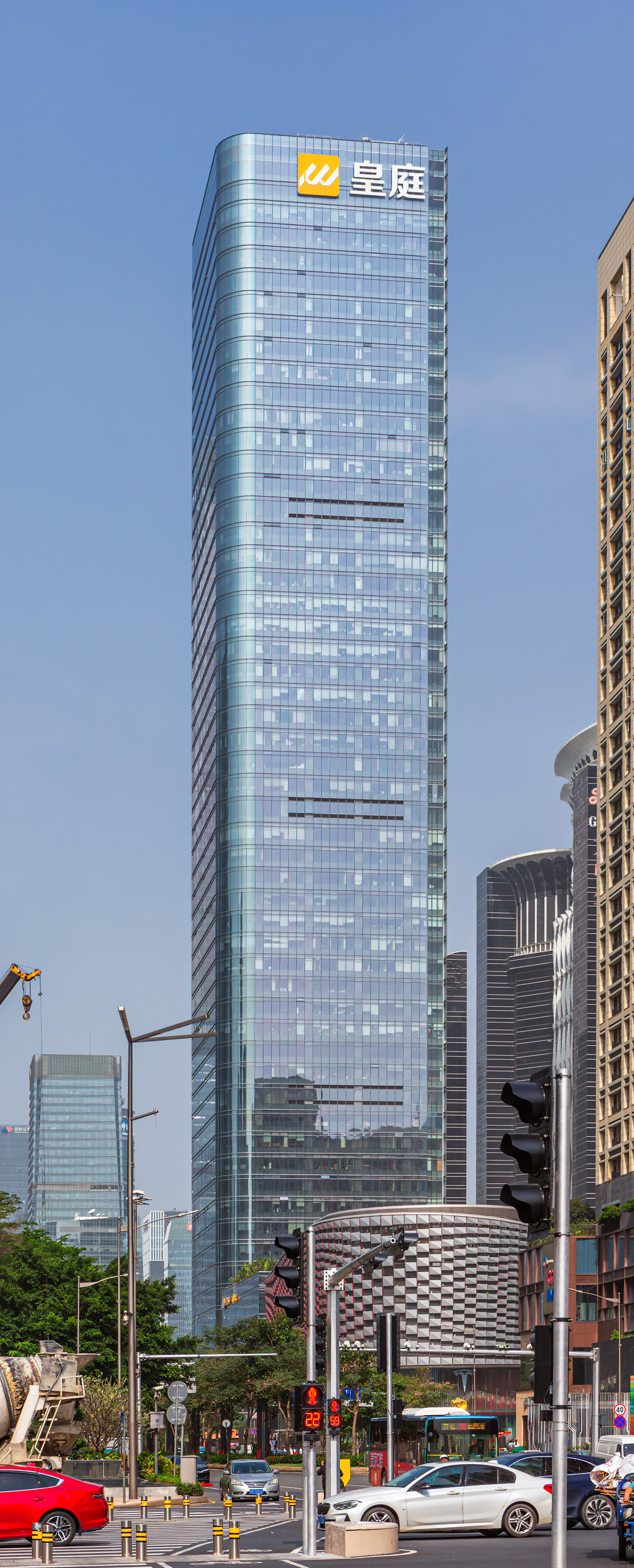 Wongtee Plaza, Shenzhen - View from the east. © Mathias Beinling
