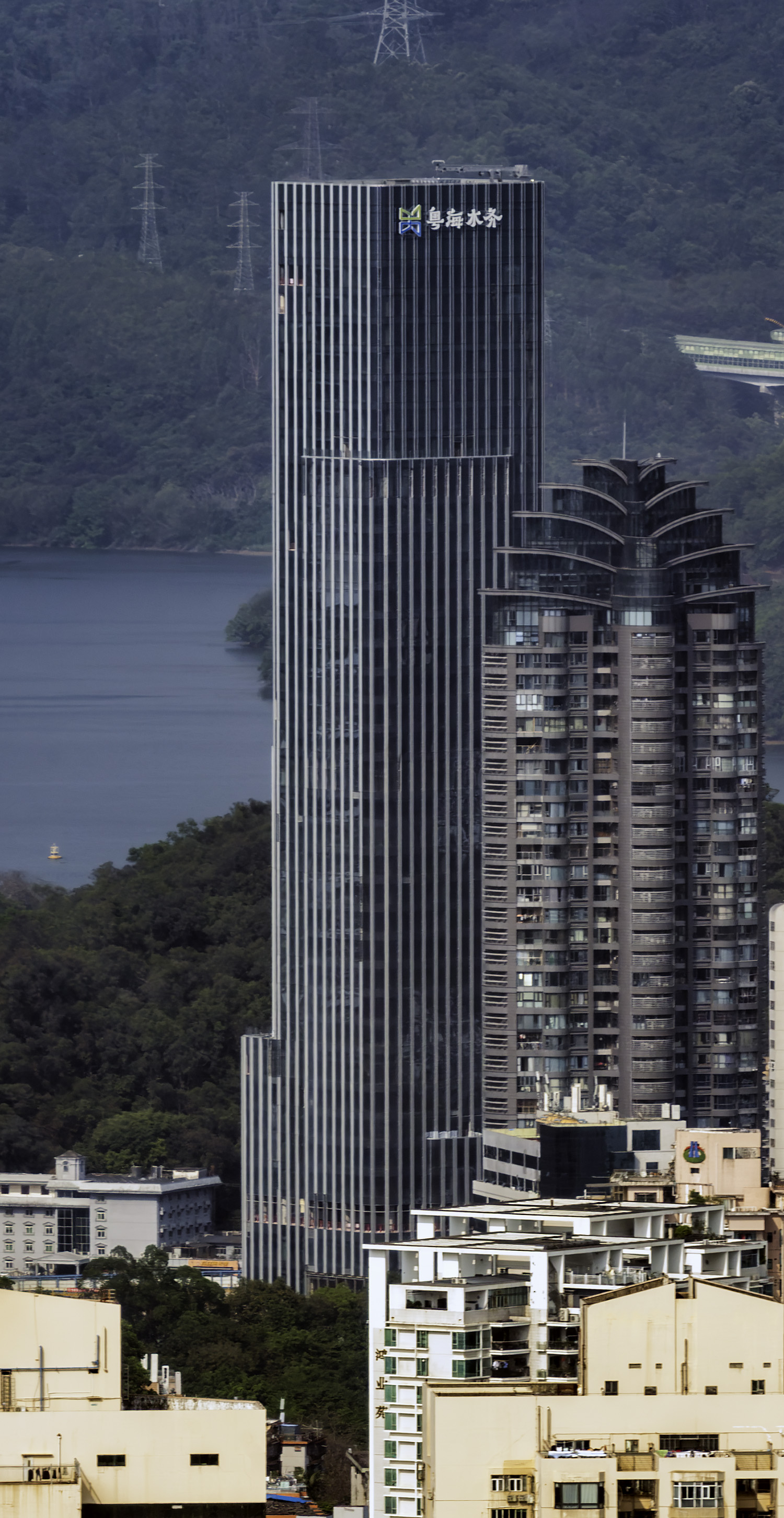 Yuehai Building - View from Shun Hing Square
