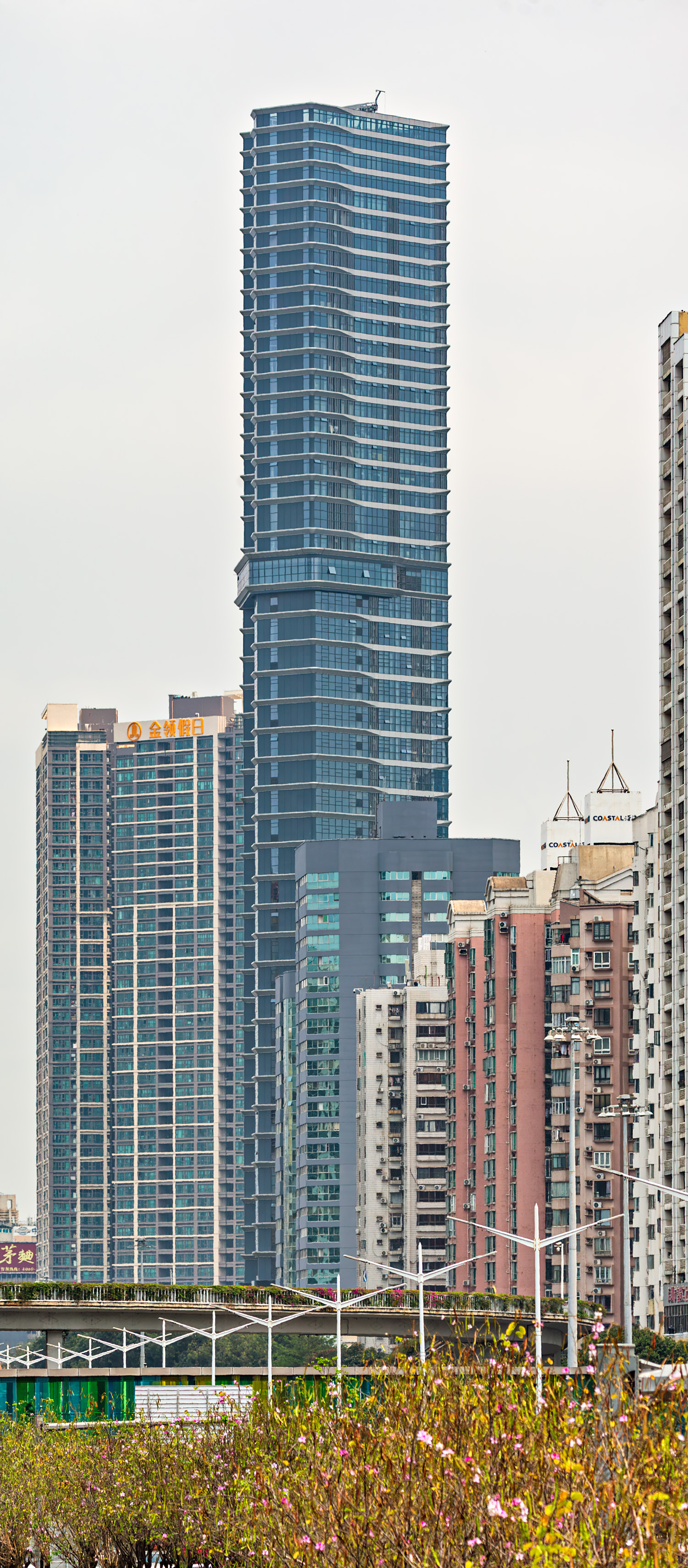 Ziyuanyuan Tower, Shenzhen - View from the west. © Mathias Beinling