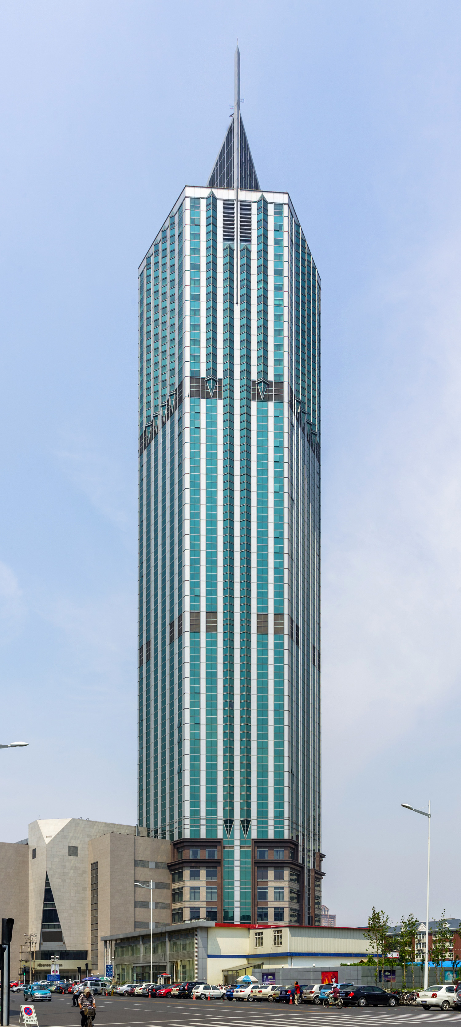 Tianjin Xinda Plaza, Tianjin - View from the south. © Mathias Beinling