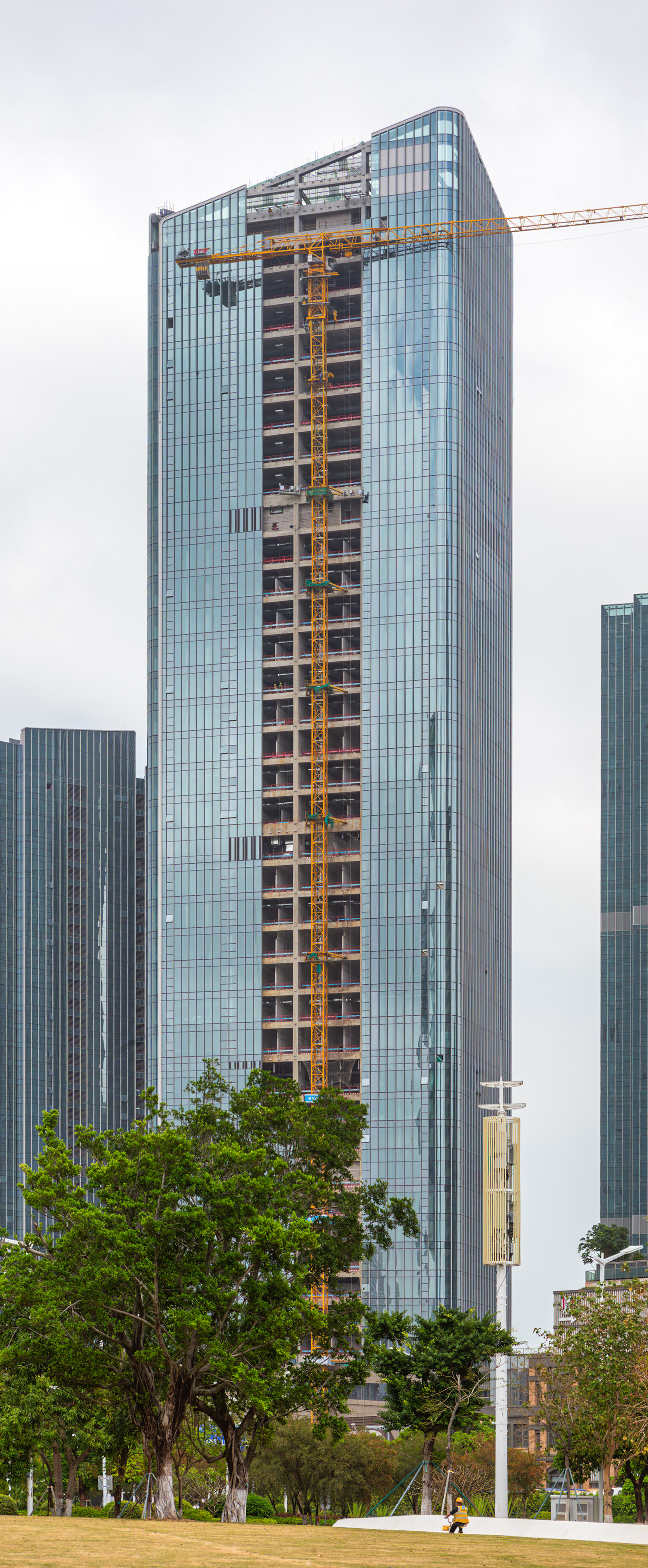 Hengqin Financial Leasing Headquarters, Zhuhai - View from the southeast. © Mathias Beinling