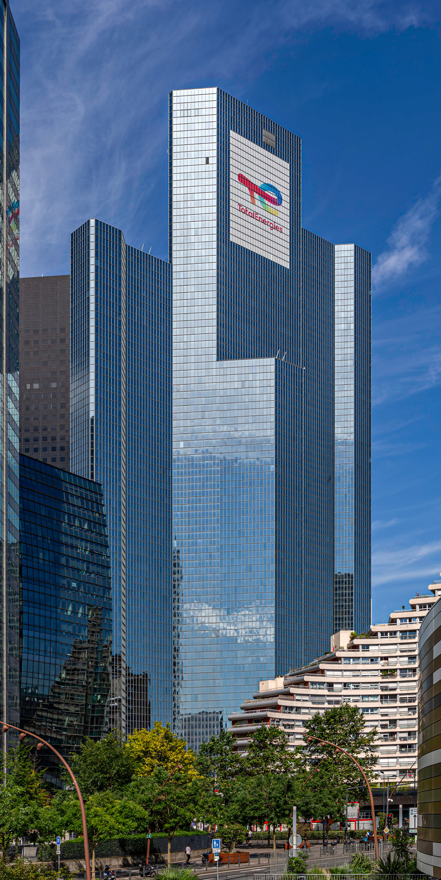 Tour Total Coupole, Courbevoie - View from the east. © Mathias Beinling