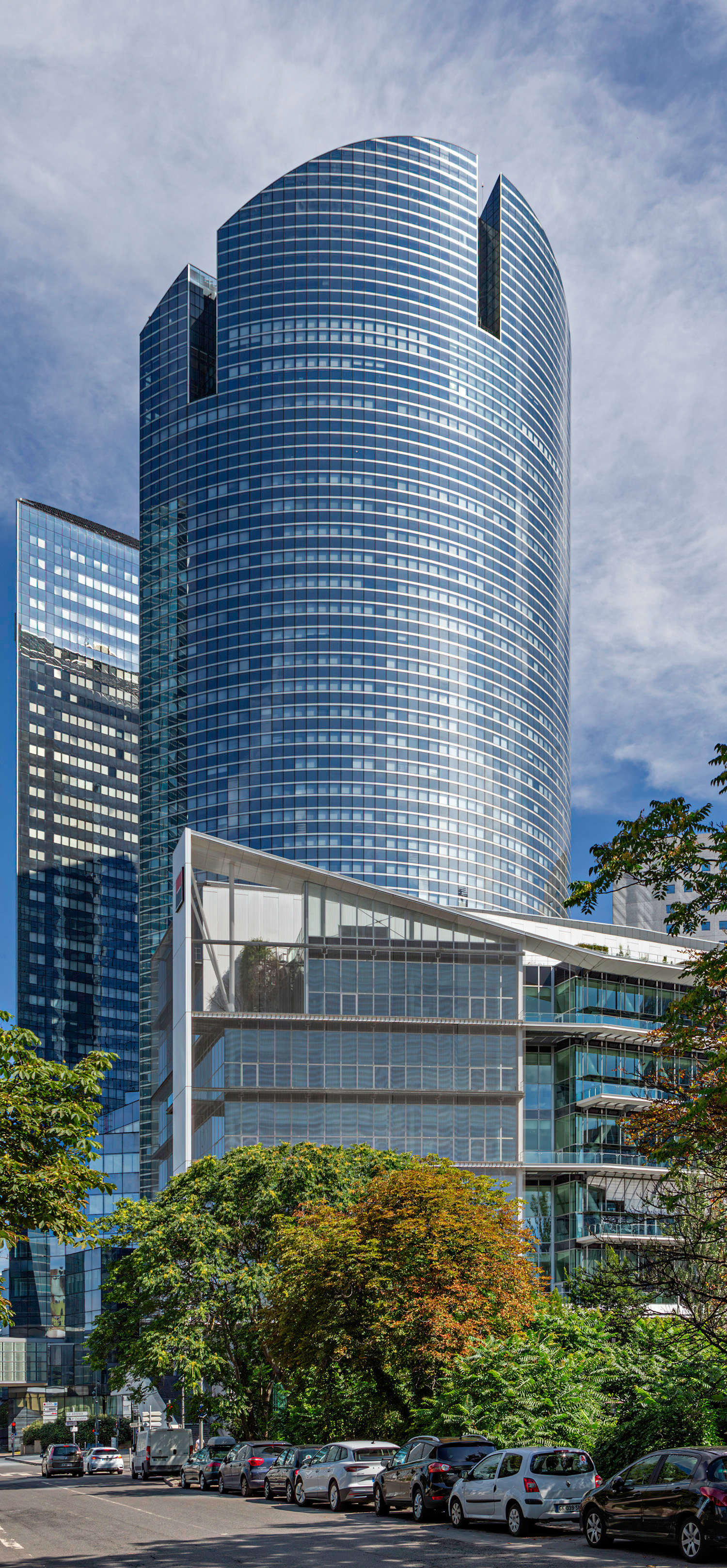 Tour Alicante, Nanterre - View from the south. © Mathias Beinling