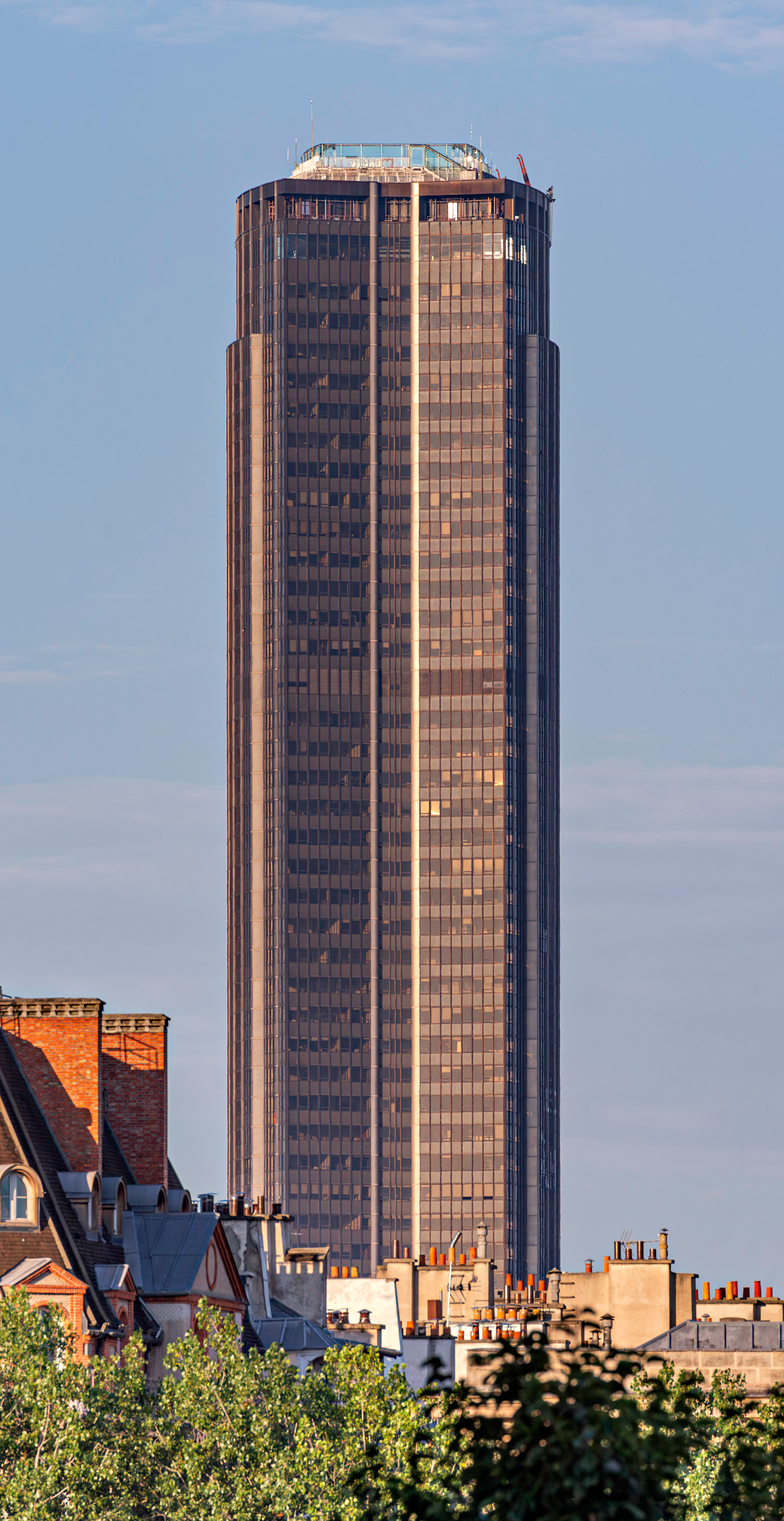 Tour Montparnasse, Paris - View from Rue de Rivoli before the renovation. © Mathias Beinling