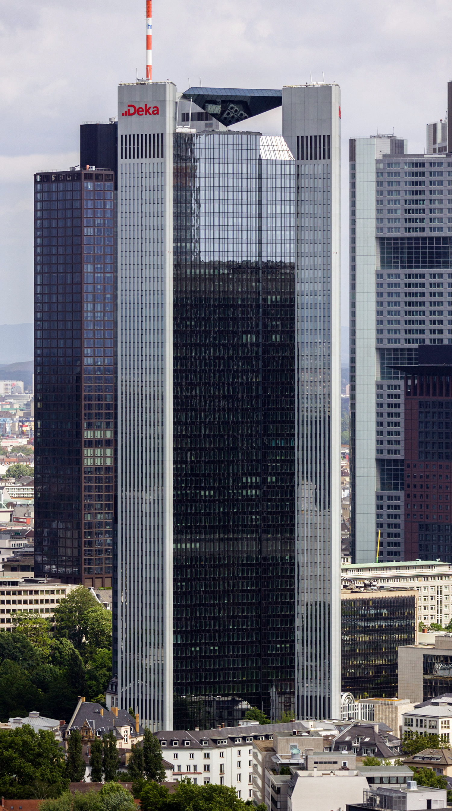 Trianon, Frankfurt - View from Westend Gate. © Mathias Beinling
