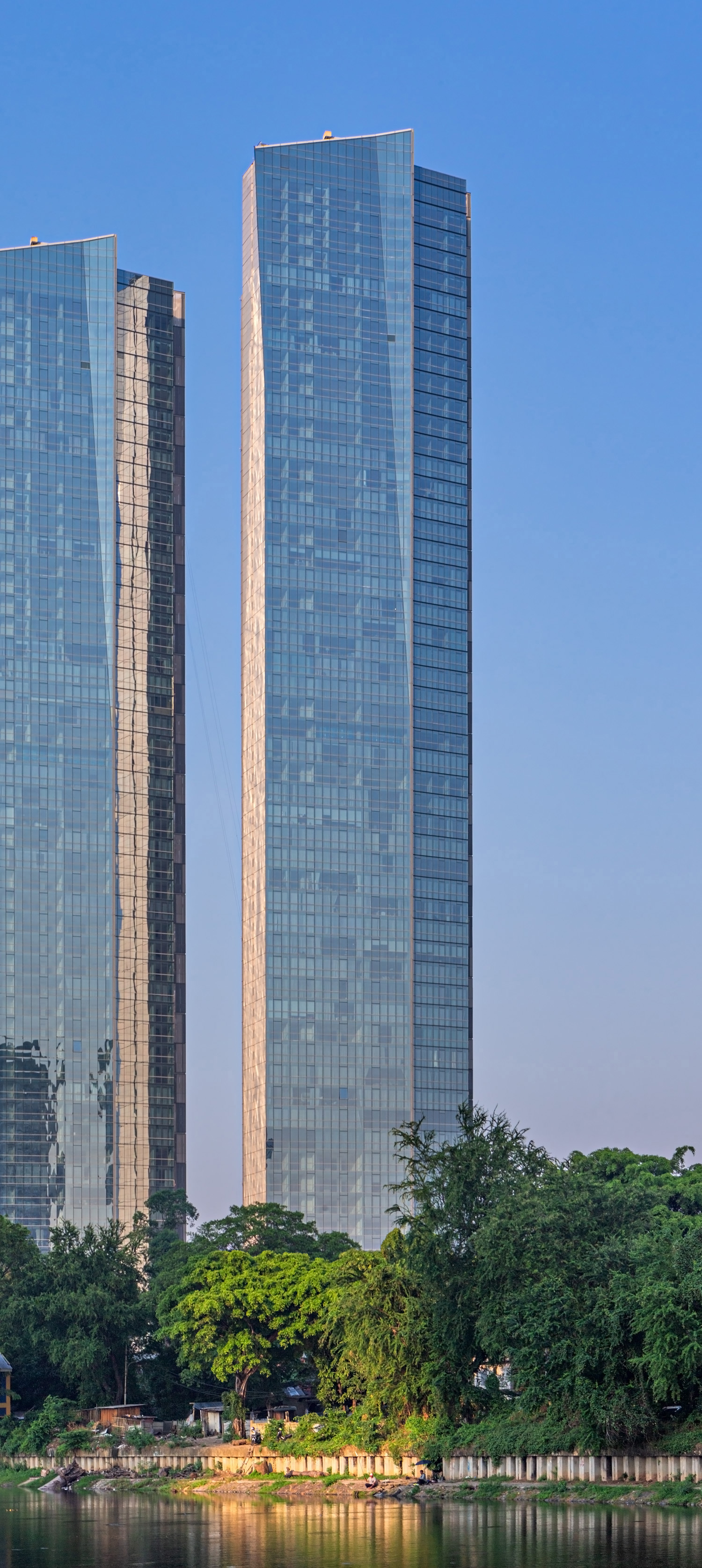 Casa Domaine Tower 1, Jakarta - View from the north. © Mathias Beinling