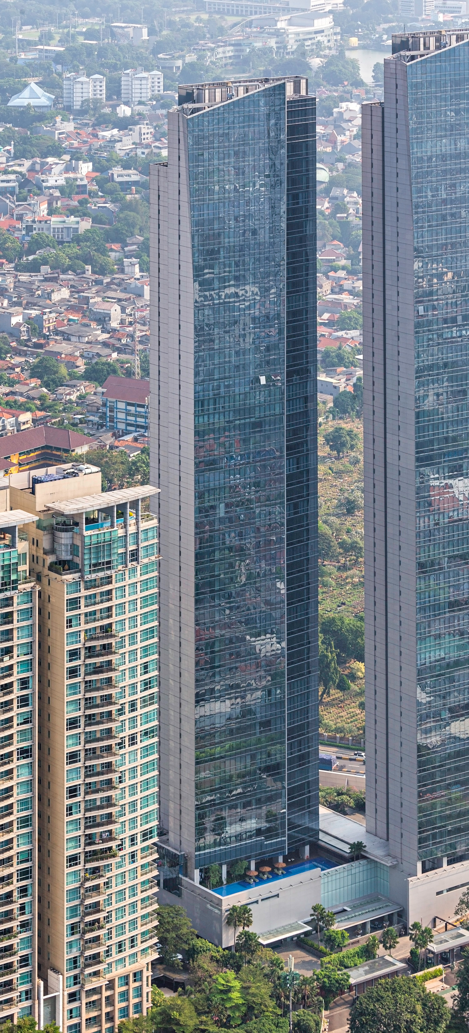 Casa Domaine Tower 2, Jakarta - View from Parkroyal Hotel. © Mathias Beinling