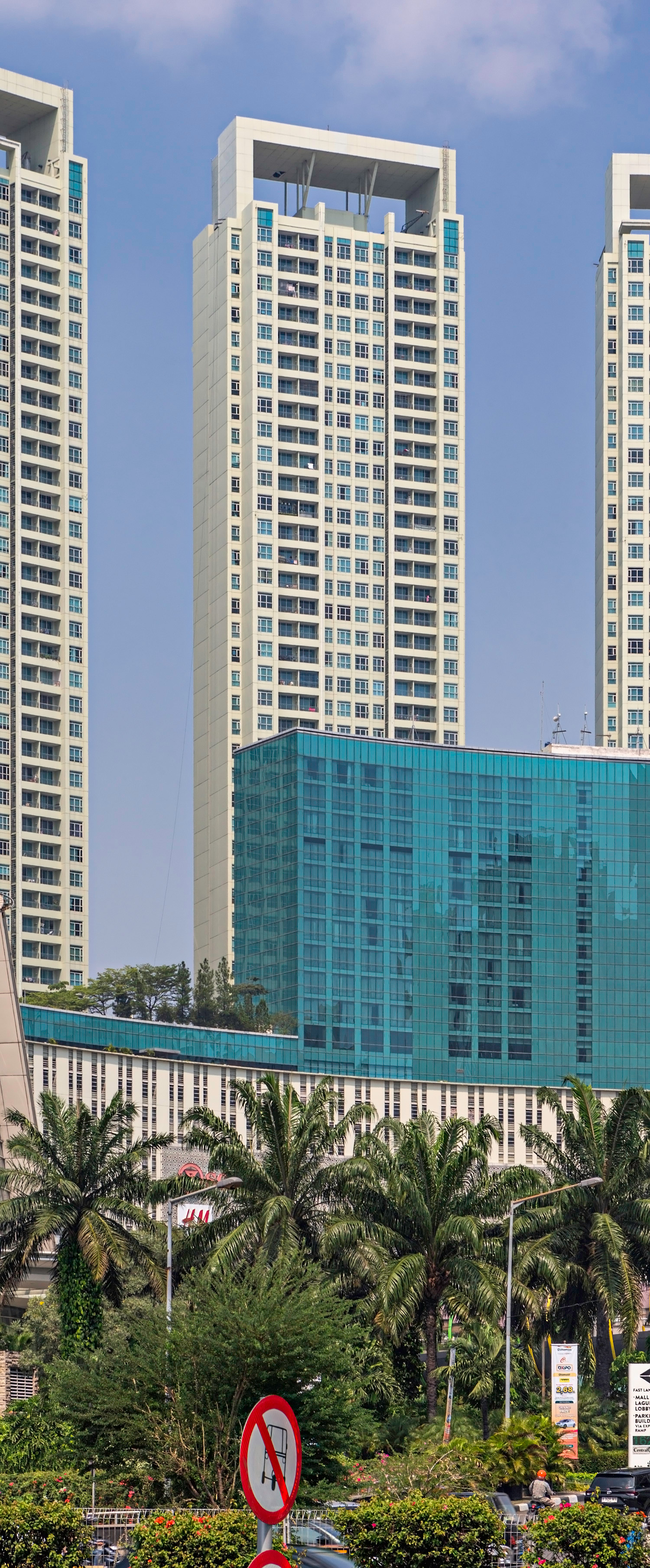 Central Park Residences Tower 2, Jakarta - View from the northeast. © Mathias Beinling