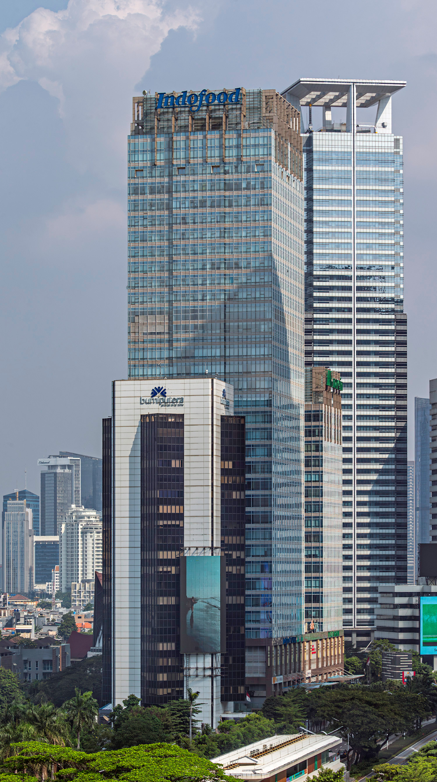 Indofood Tower, Jakarta - View from All Seasons Jakarta Thamrin. © Mathias Beinling