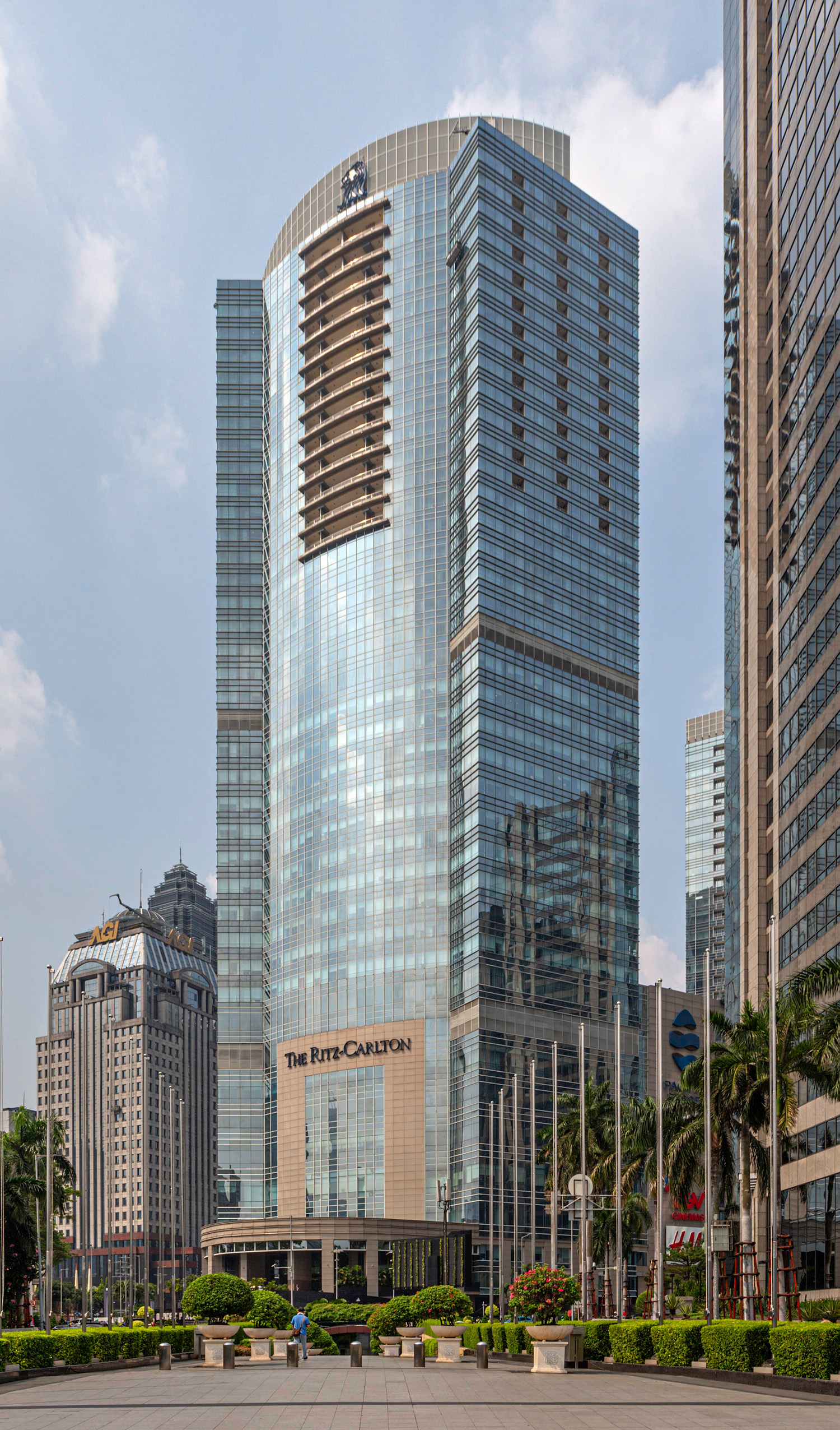 One Pacific Place, Jakarta - View from the north. © Mathias Beinling