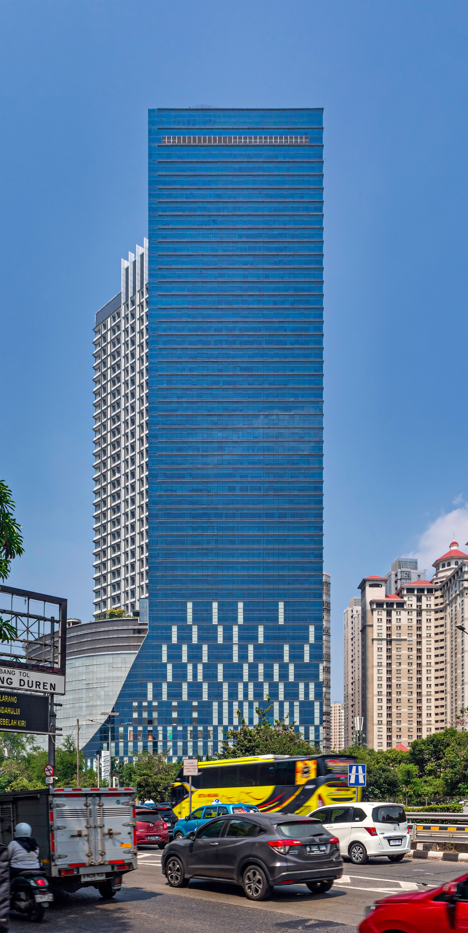 SOHO Capital, Jakarta - View from the north. © Mathias Beinling