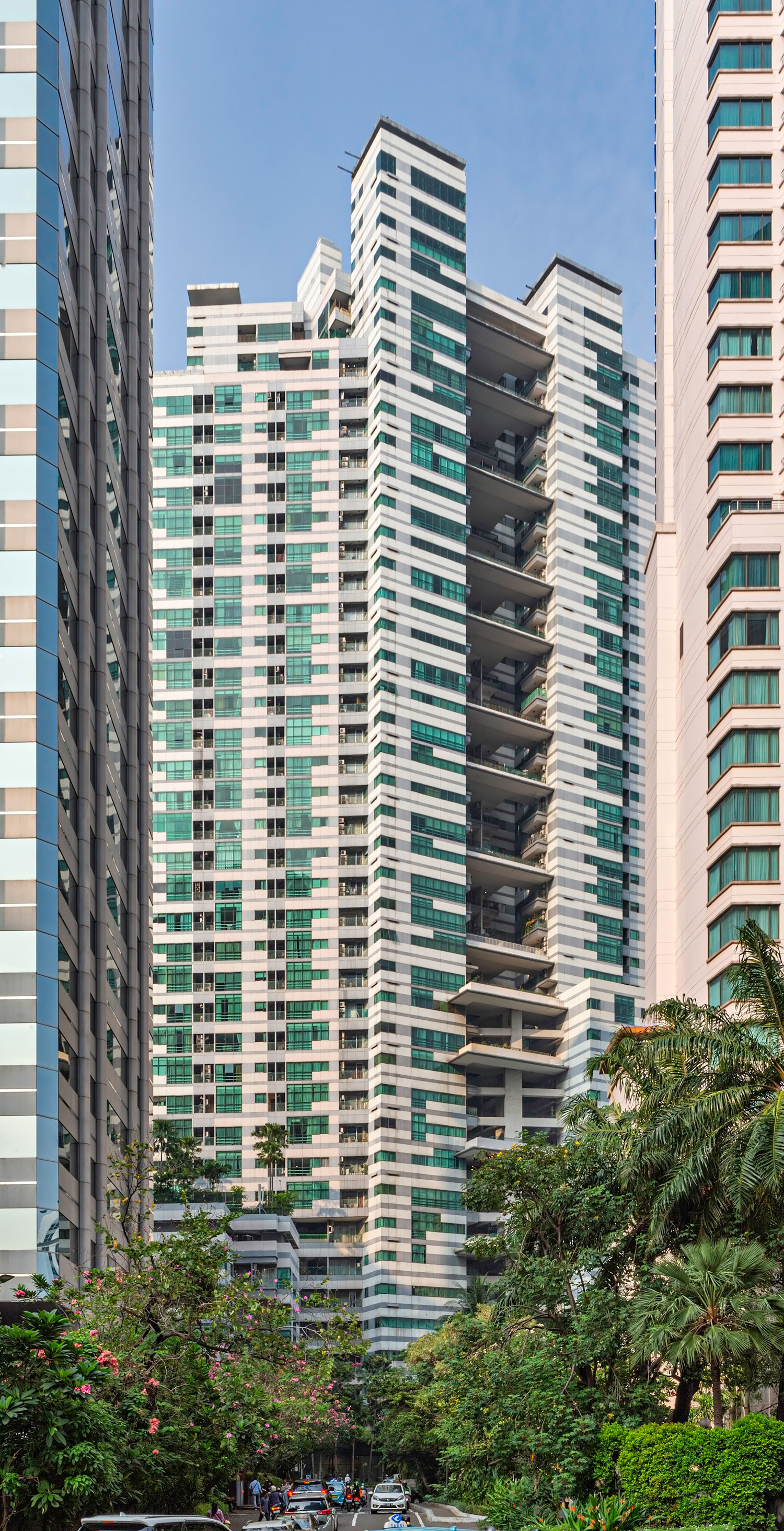 Sahid Surdirman Residence, Jakarta - View from the north. © Mathias Beinling
