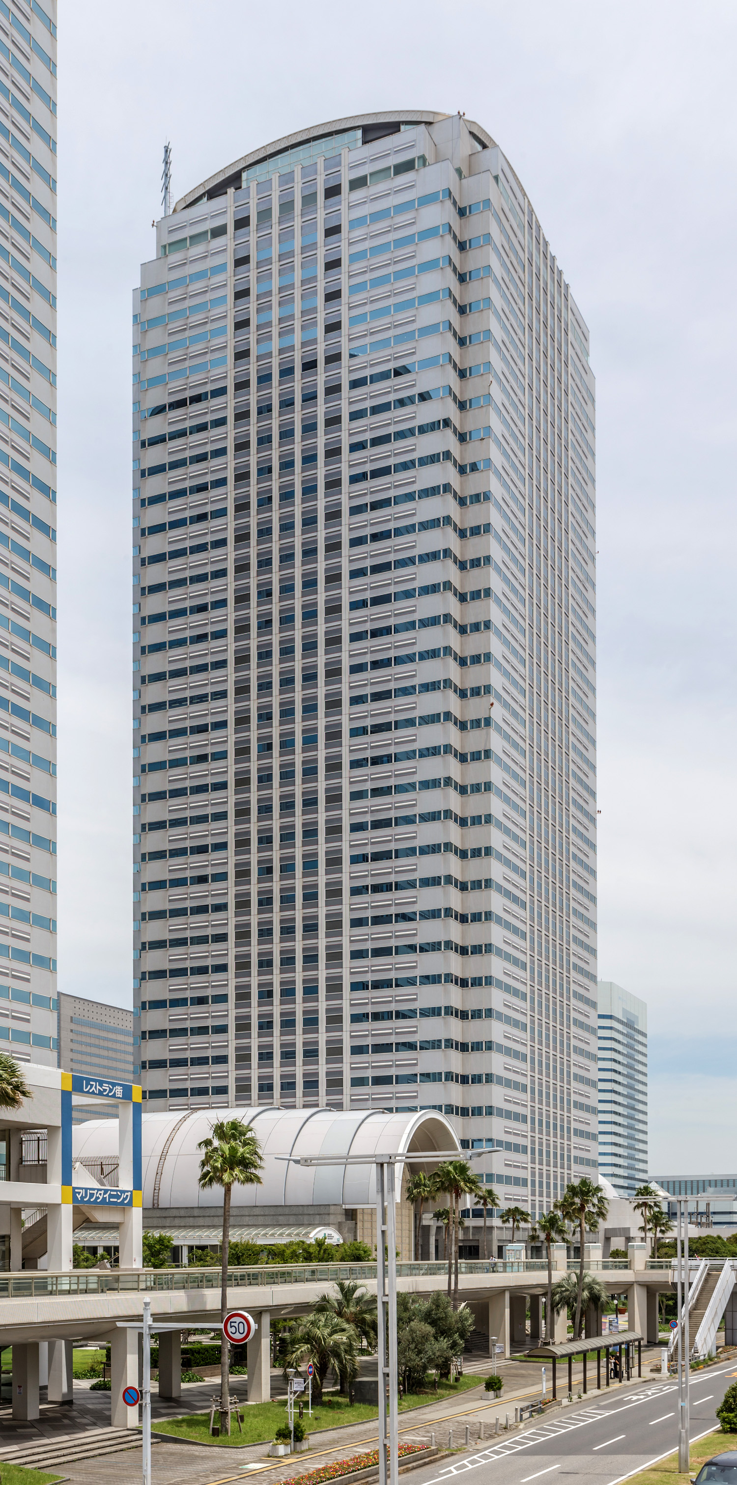 Marive East, Chiba - View from the south. © Mathias Beinling