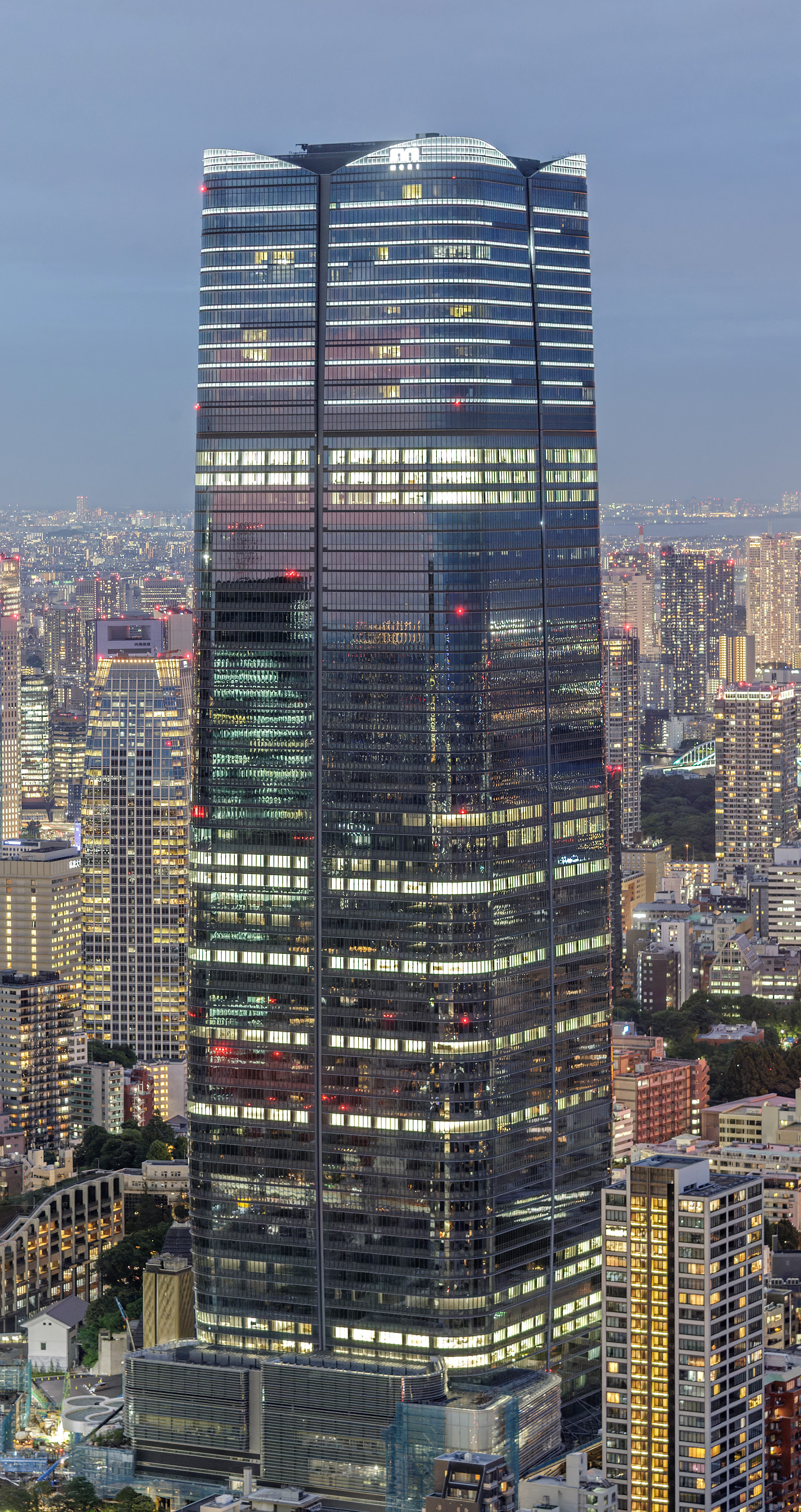 Mori JP Tower, Tokyo - View from Roppongi Hills Mori Tower. © Mathias Beinling
