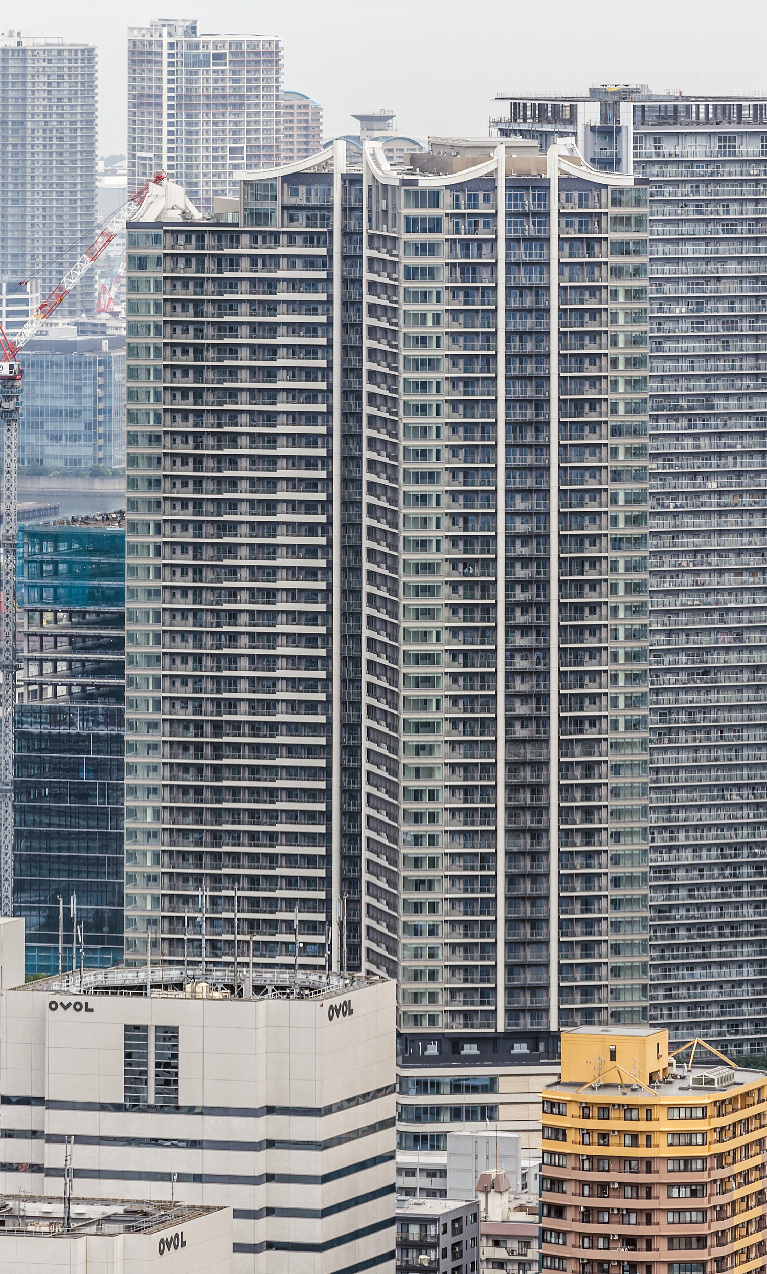 Park Tower Kachidoki Mid, Tokyo - View from Caretta Shiodome. © Mathias Beinling