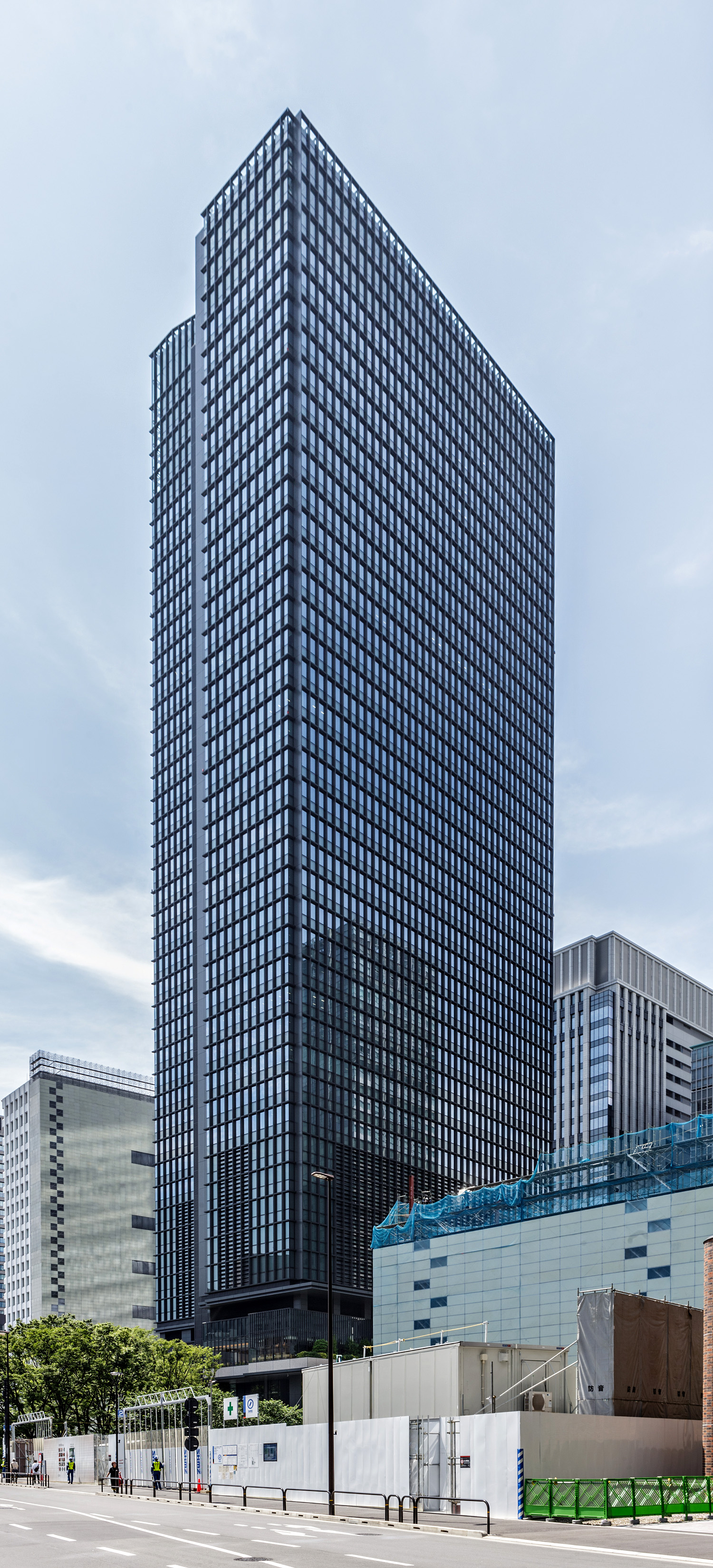 Tokiwabashi Tower, Tokyo - View from the north. © Mathias Beinling