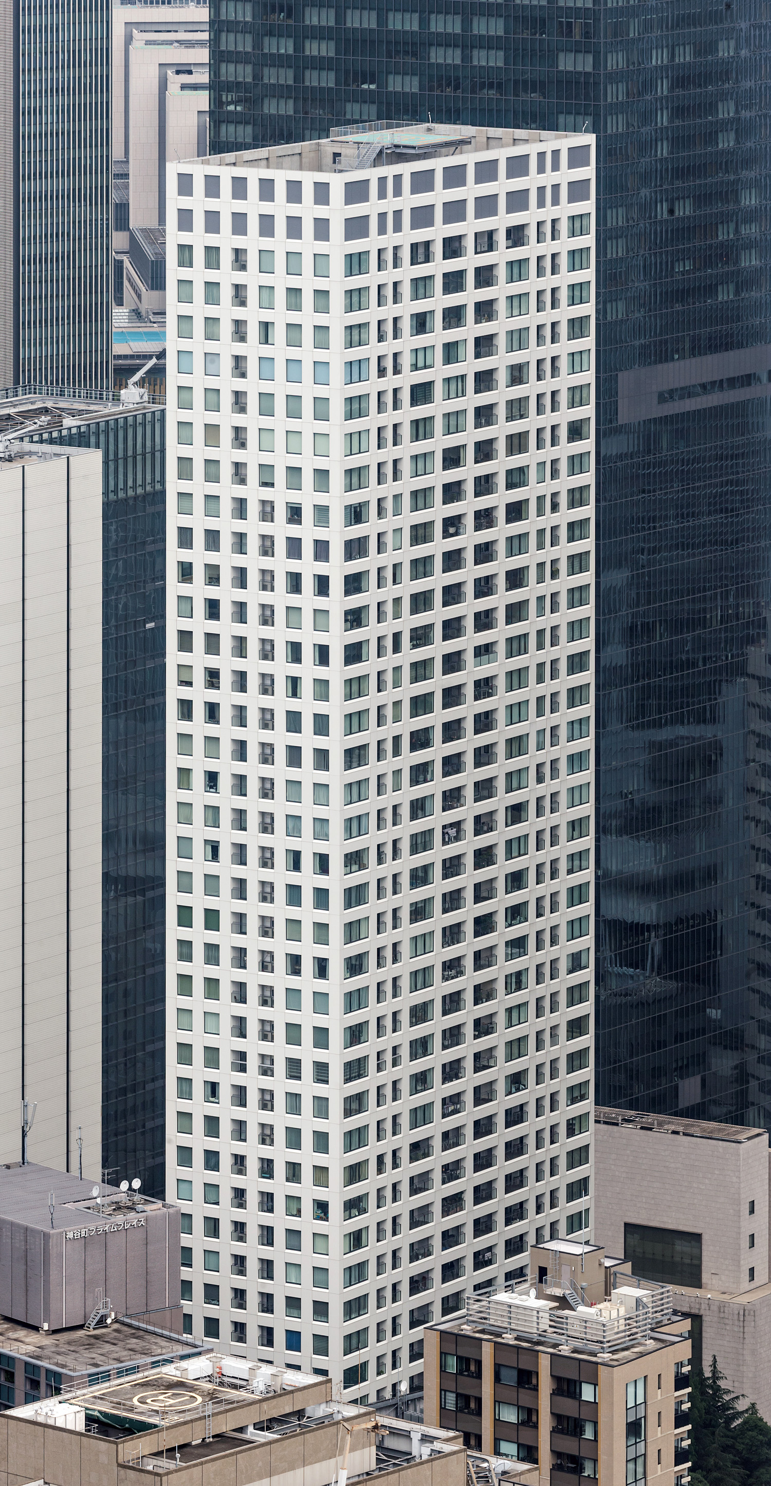 Toranomon Towers Residence, Tokyo - View from Tokyo Tower. © Mathias Beinling