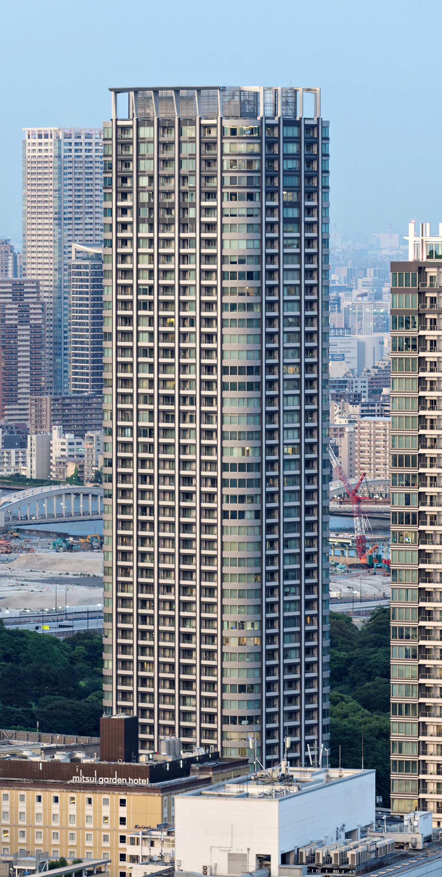 Twin Parks Right Wing, Tokyo - View from Tokyo Tower. © Mathias Beinling