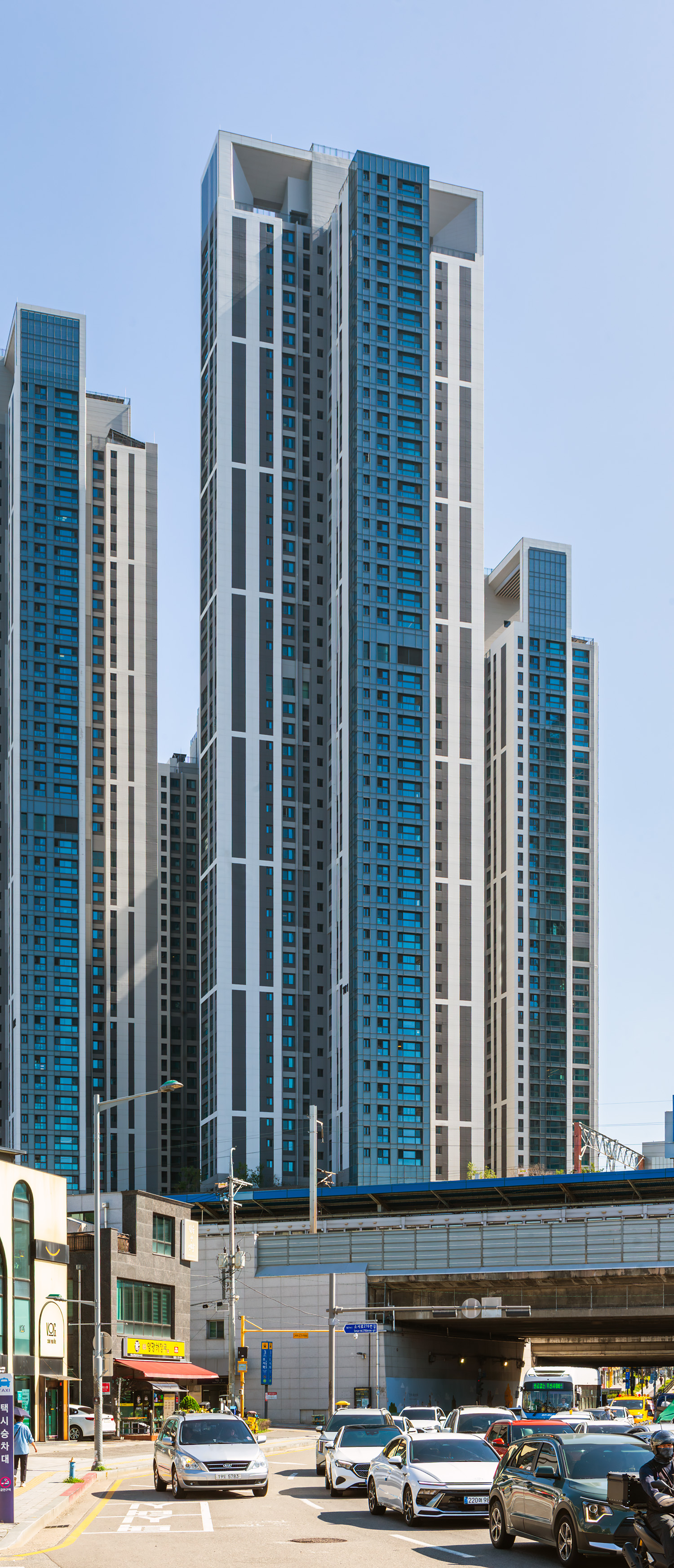 Hillstate Sosa Station Tower 101, Bucheon - View from the north. © Mathias Beinling