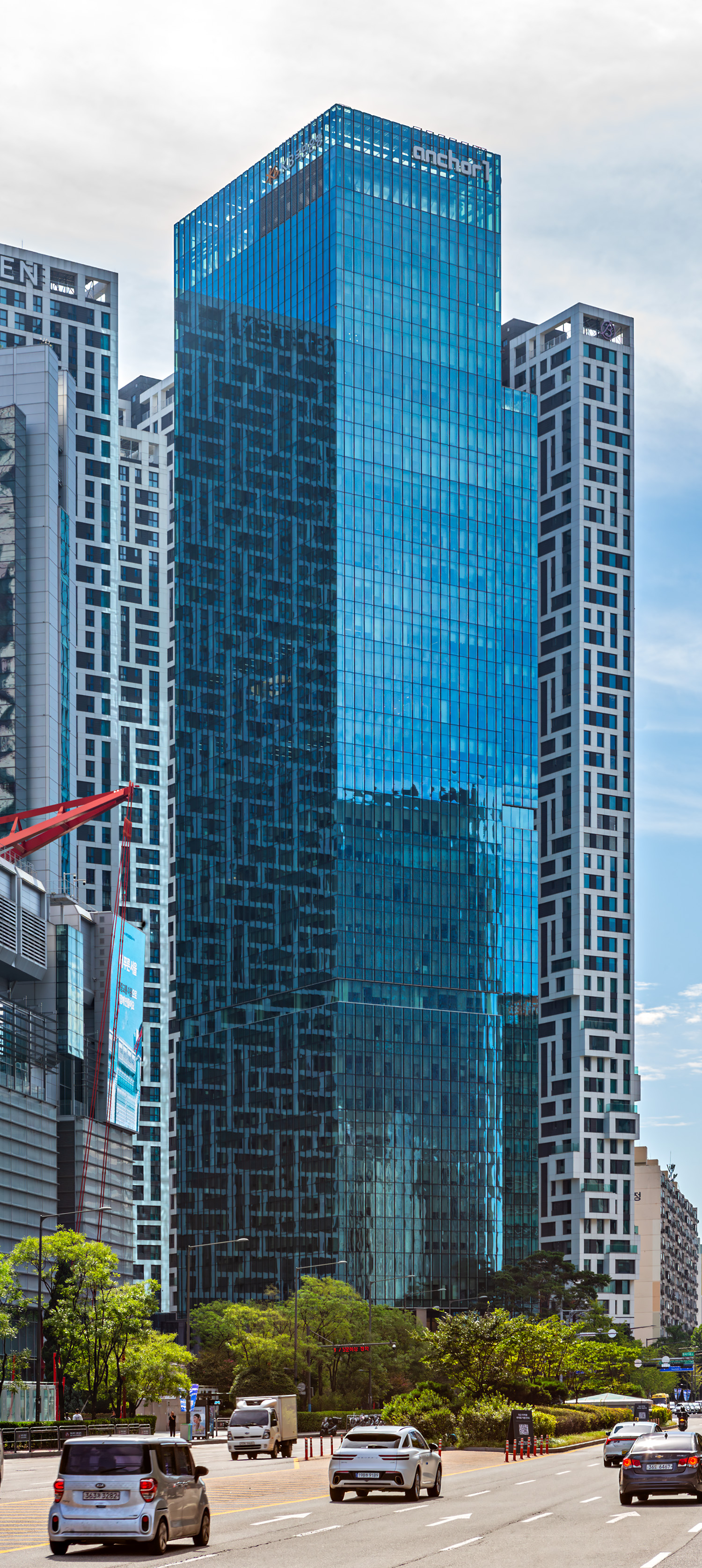 Brighten Yeouido Office Tower - View from the northwest
