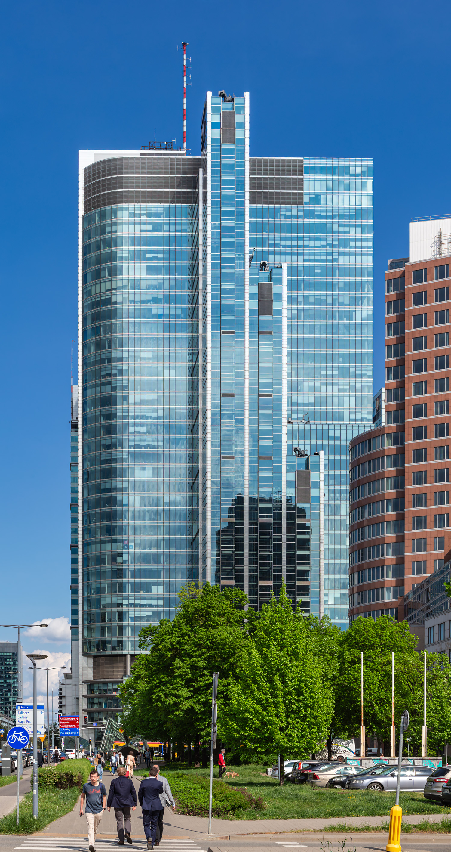 Rondo 1, Warsaw - View from the west. © Mathias Beinling