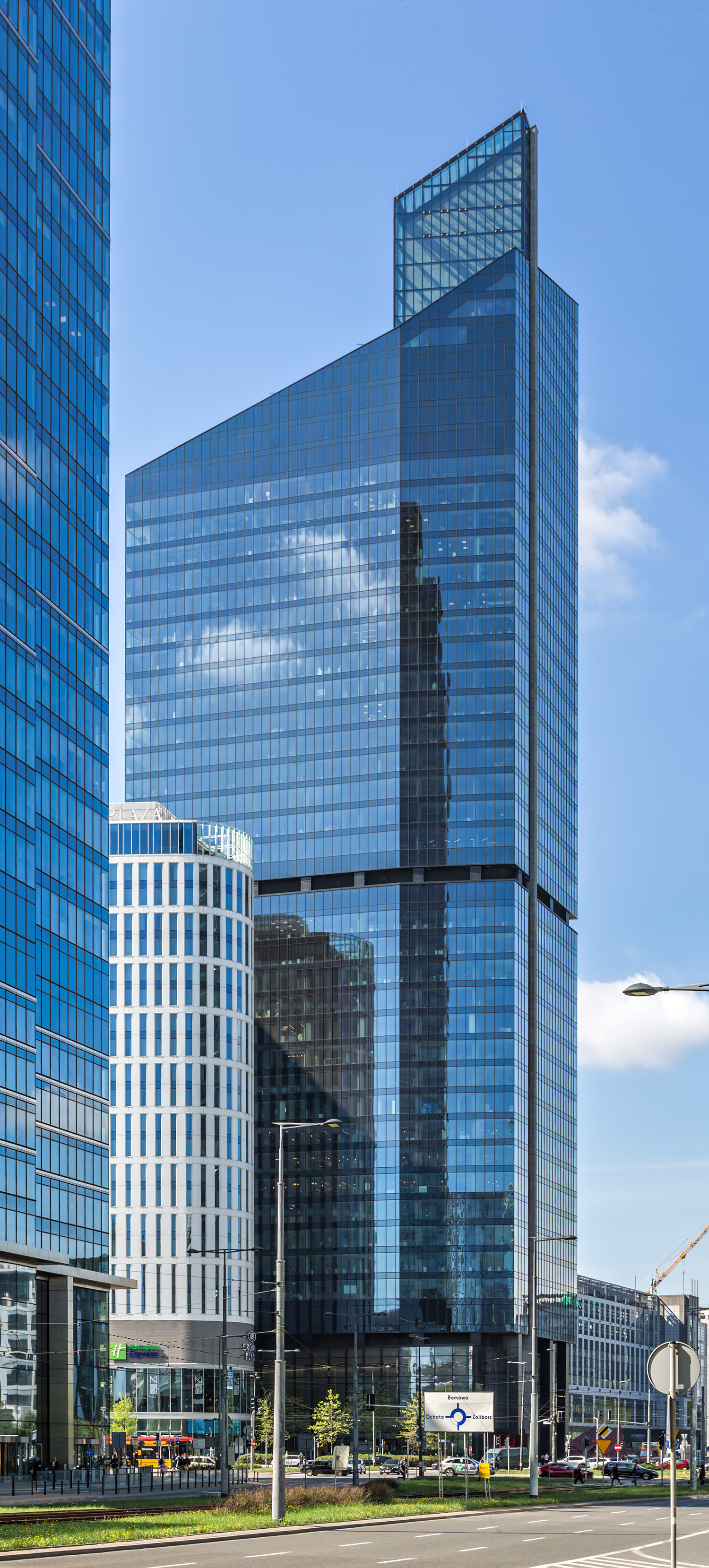 Skyliner - View from the northeast