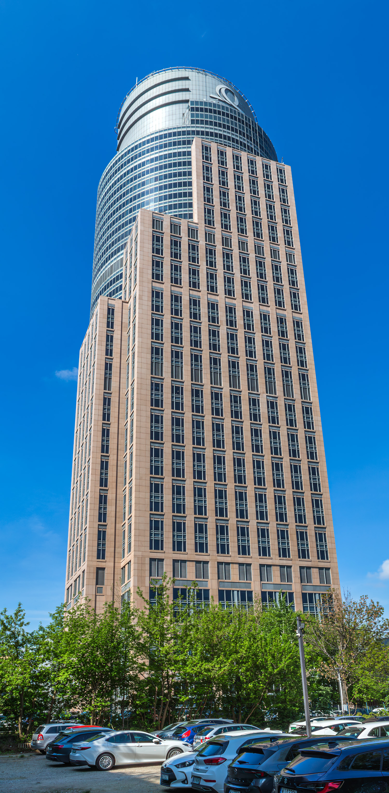 Warsaw Trade Tower, Warsaw - Looking up. © Mathias Beinling
