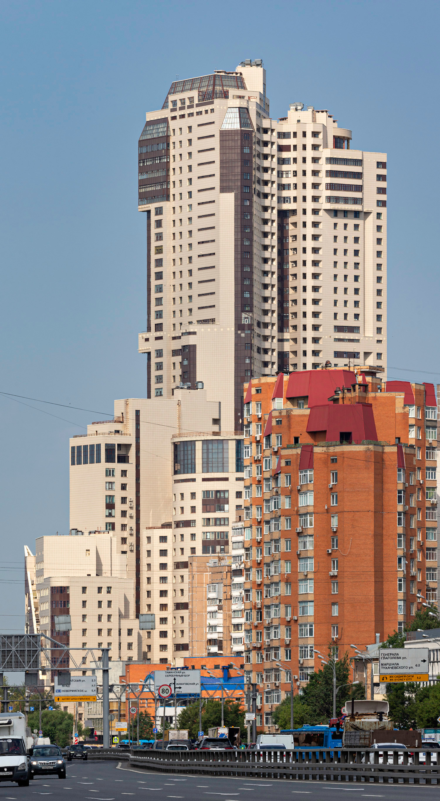 Continental, Moscow - View from the east. © Mathias Beinling