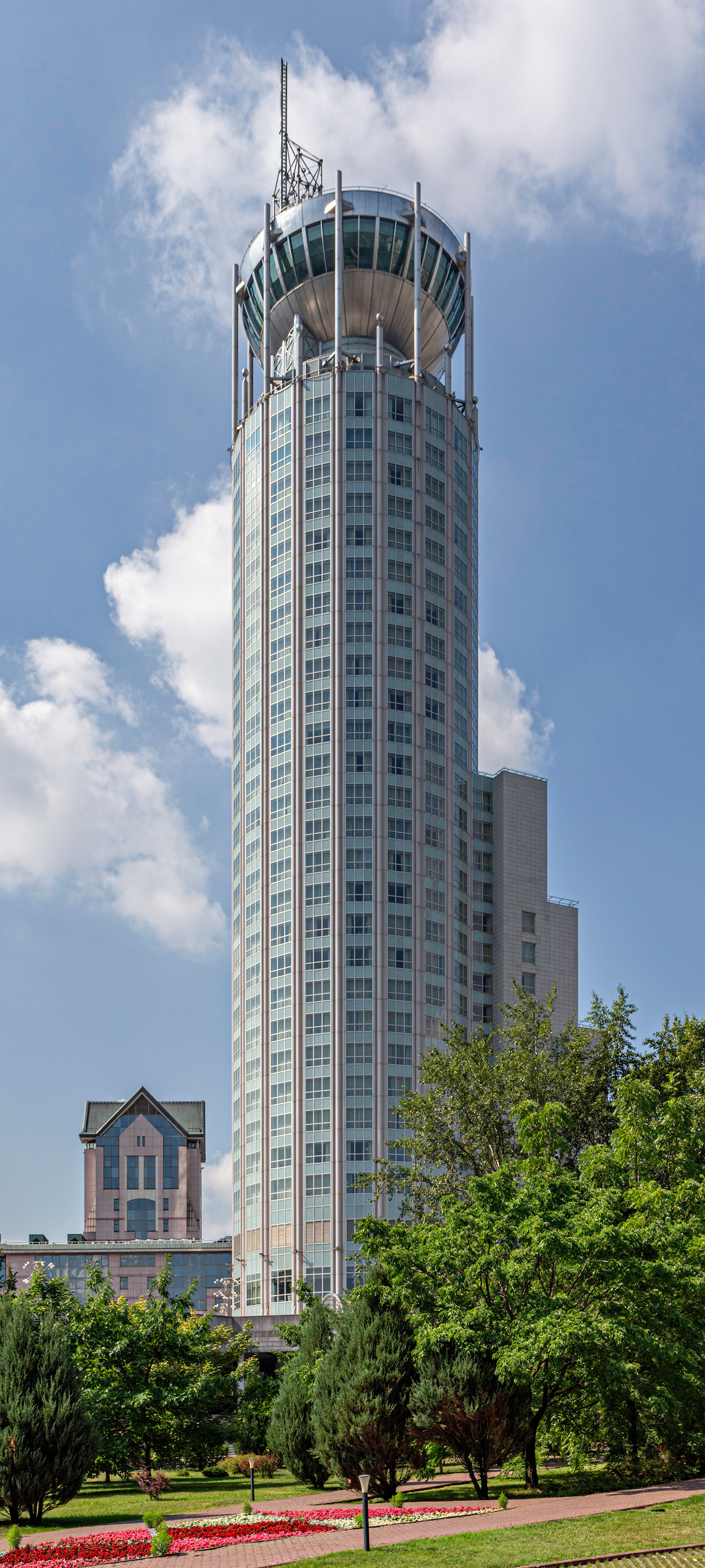 Swissotel Krasnye Holmy - View from the northeast