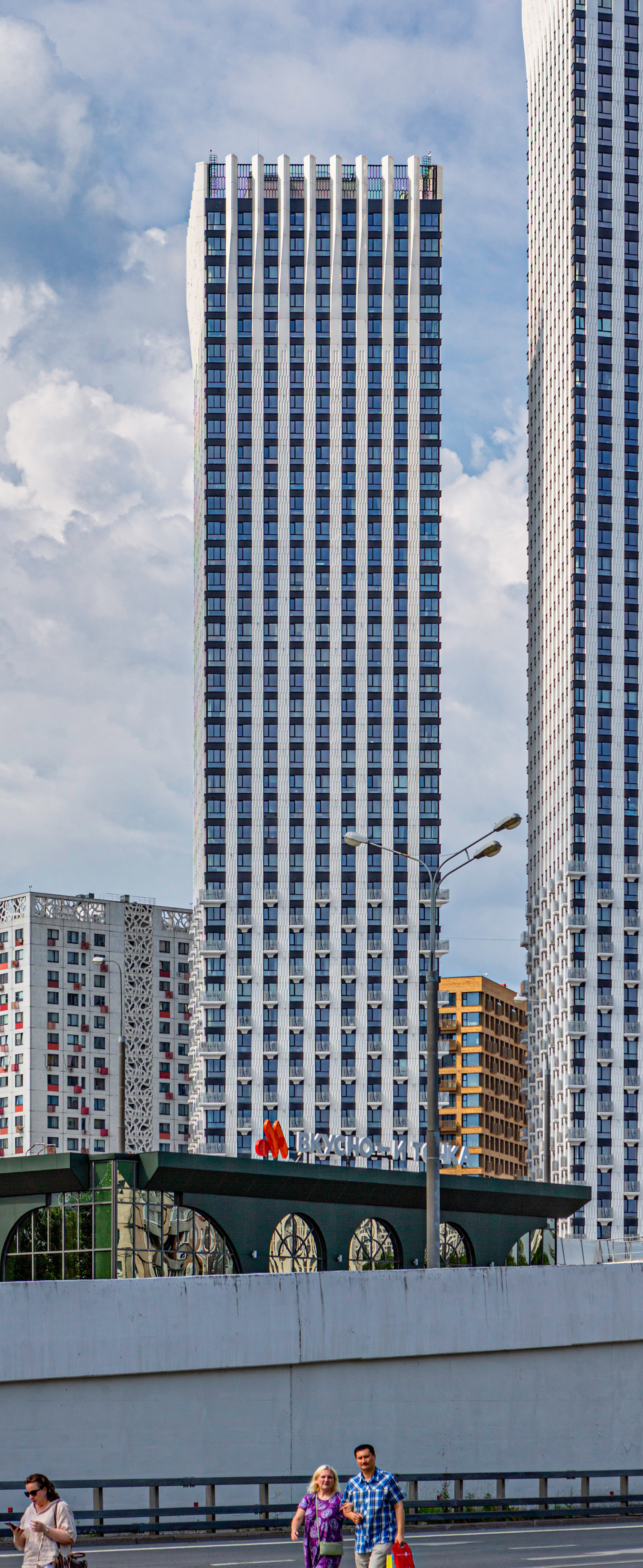 Wellton Tower 1, Moscow - View from the northeast. © Mathias Beinling