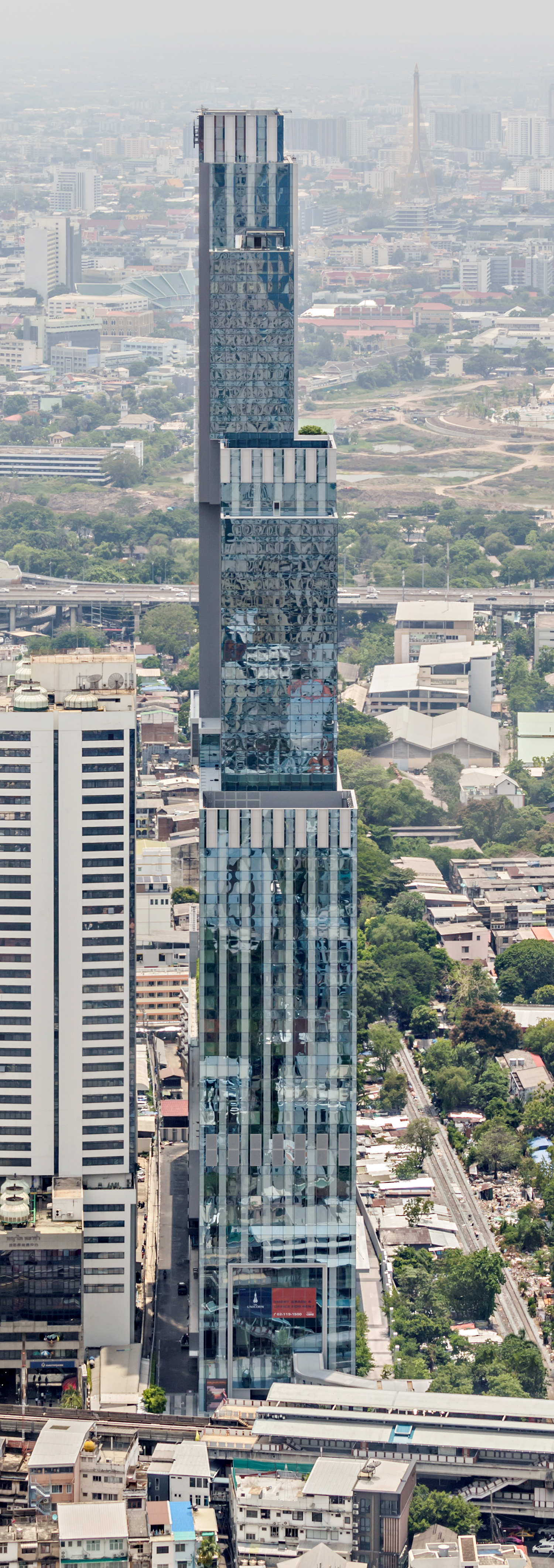 Eastin Grand Hotel Phayathai Bangkok, Bangkok - View from Baiyoke Tower II. © Mathias Beinling