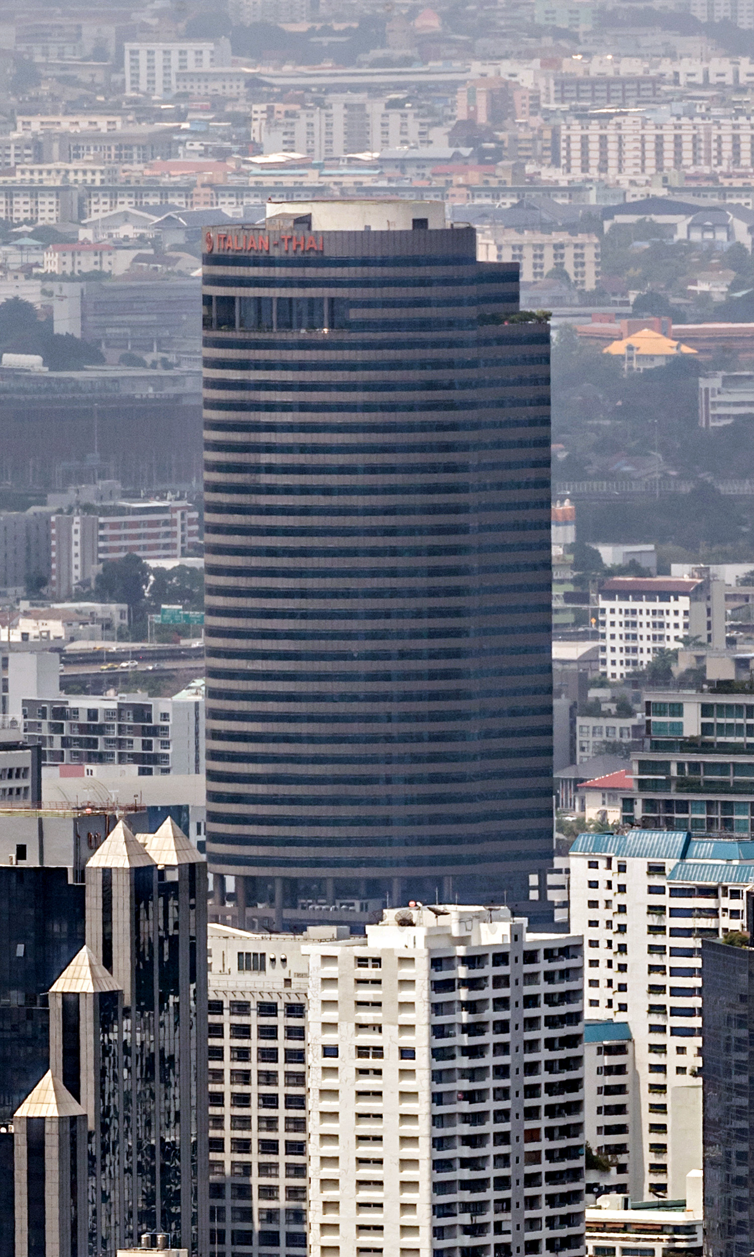 Italthai Tower, Bangkok - View from King Power Mahanakhon. © Mathias Beinling