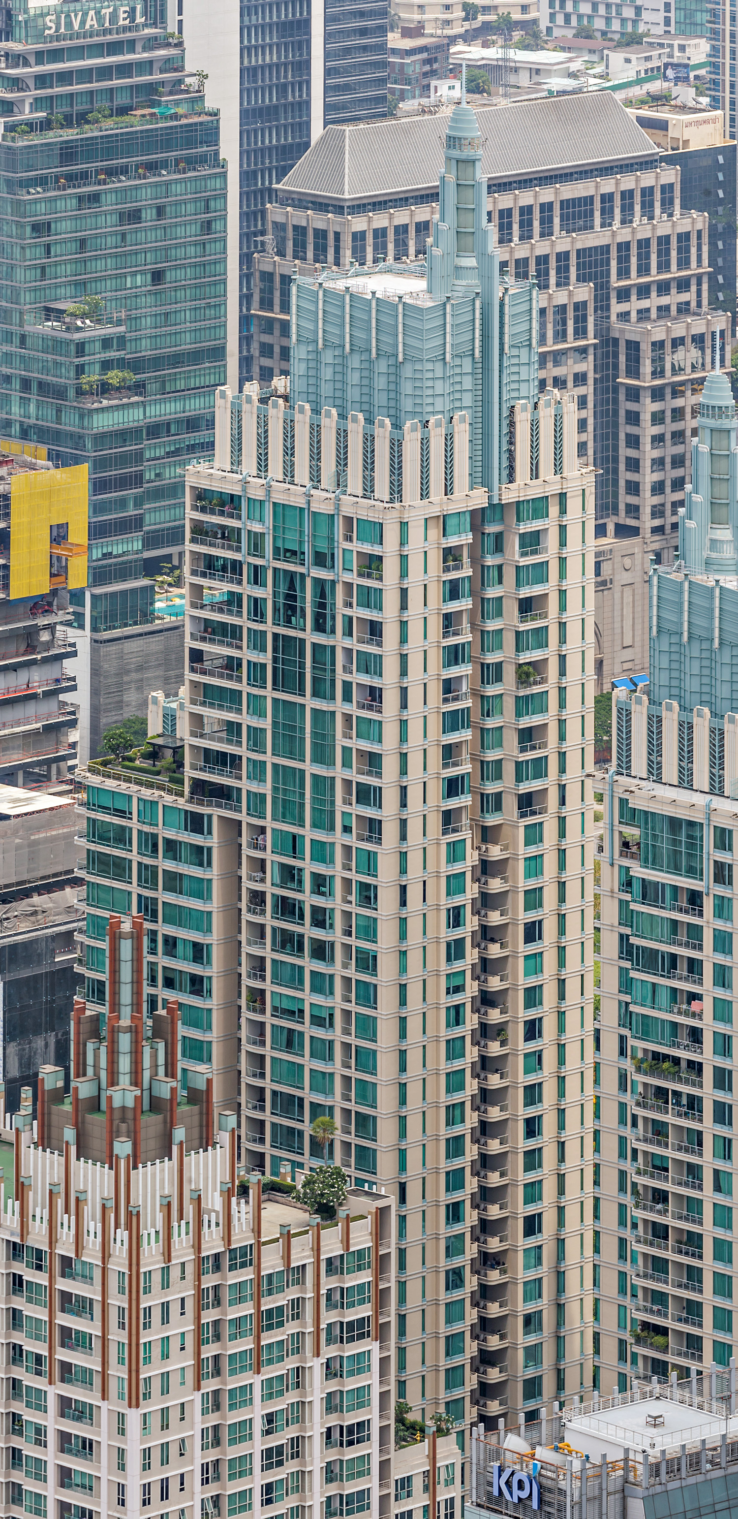 Somkid Tower, Bangkok - View from Baiyoke Tower II. © Mathias Beinling