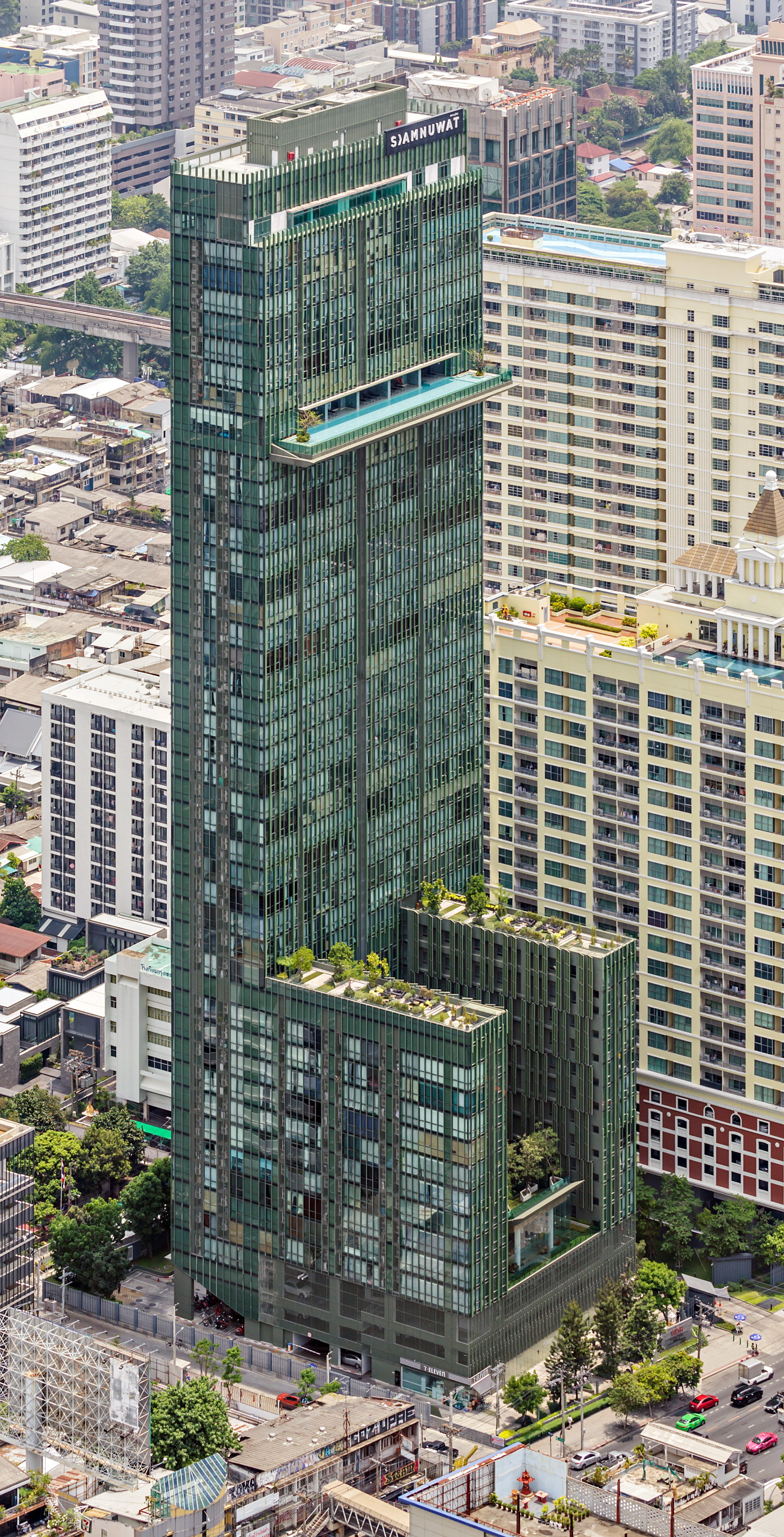 Wish Signature @ Midtown Siam, Bangkok - View from Baiyoke Tower II. © Mathias Beinling