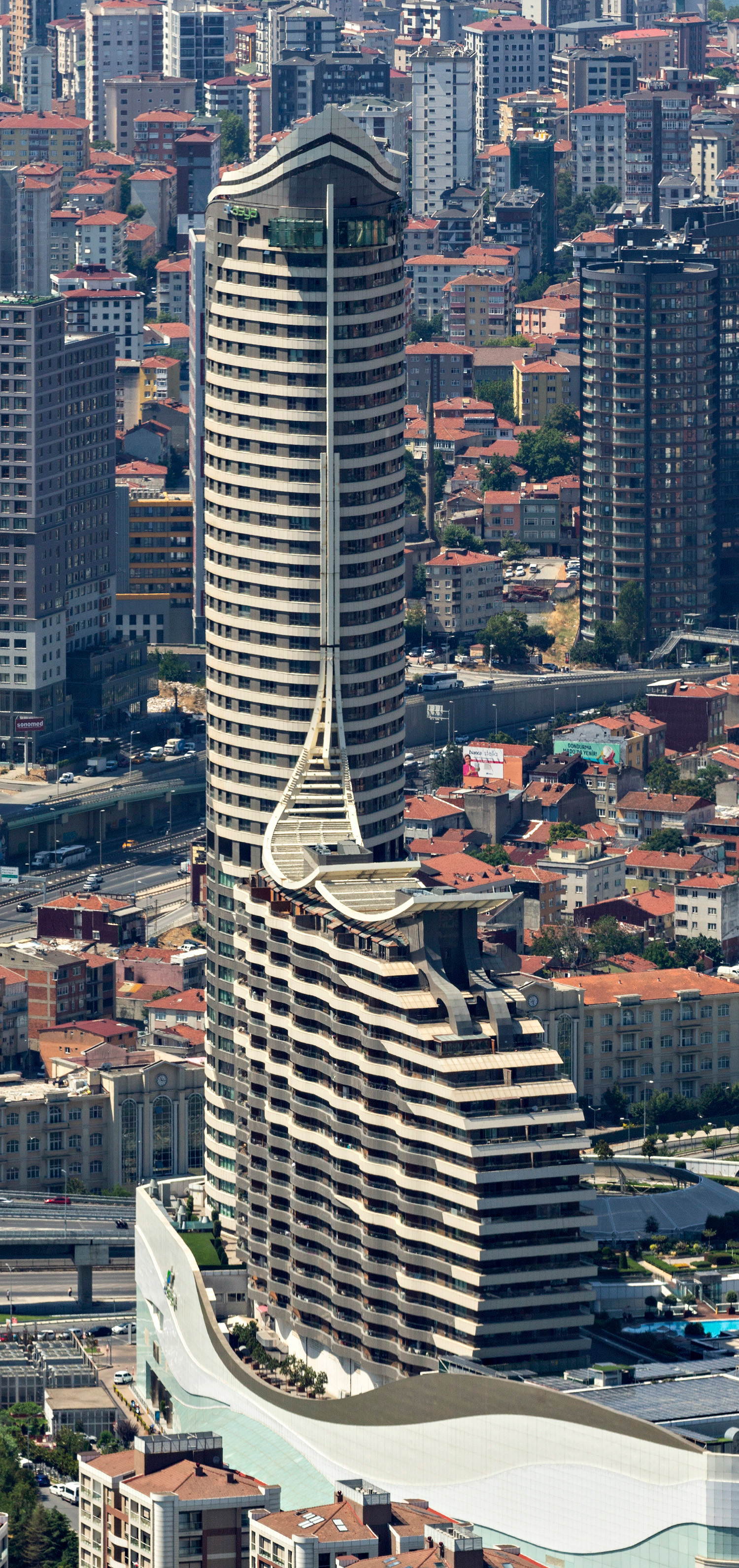 Ak-Asya Shopping Center & Tower, Istanbul - View from aml?ca Tower. © Mathias Beinling