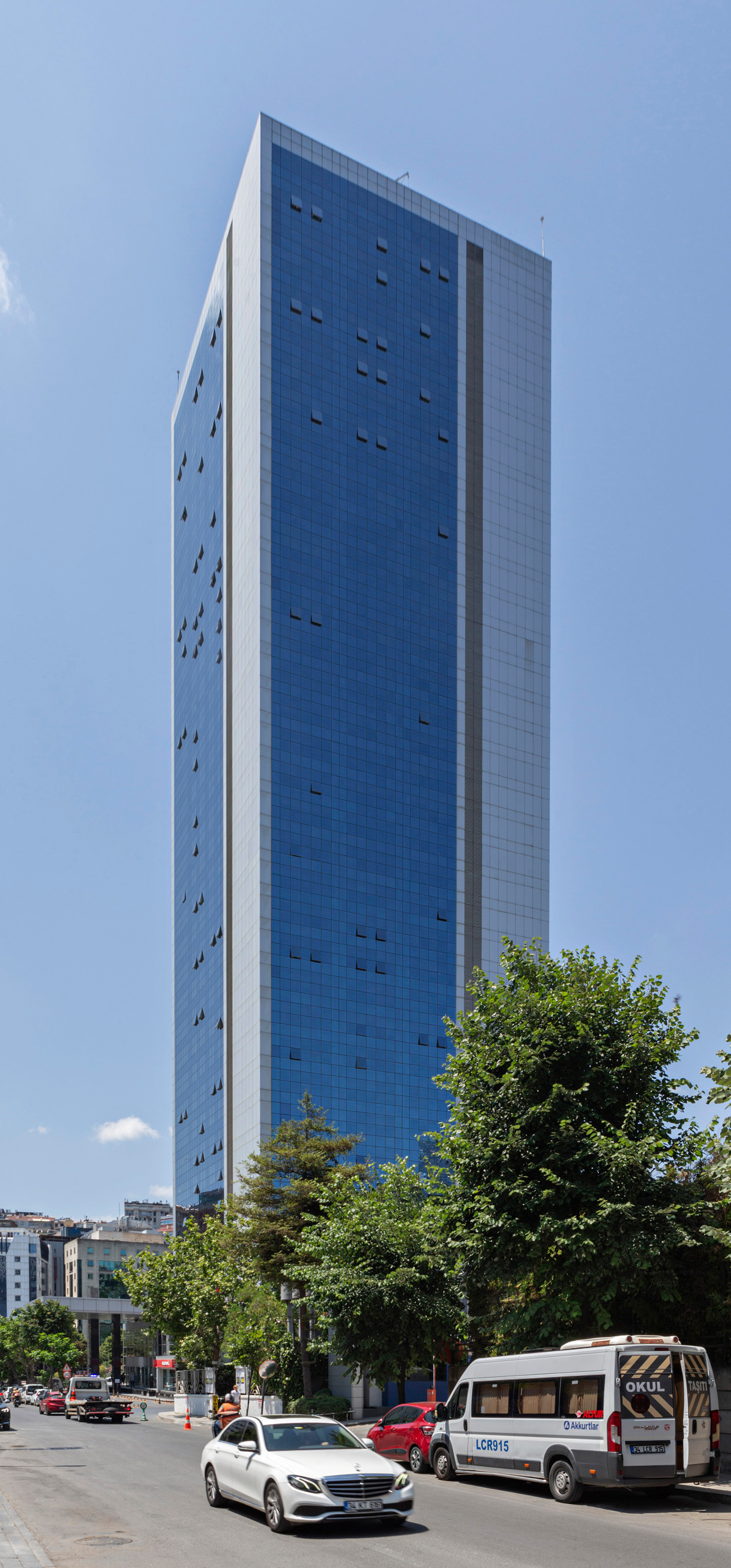 Polat Tower Residence, Istanbul - View from the northeast. © Mathias Beinling
