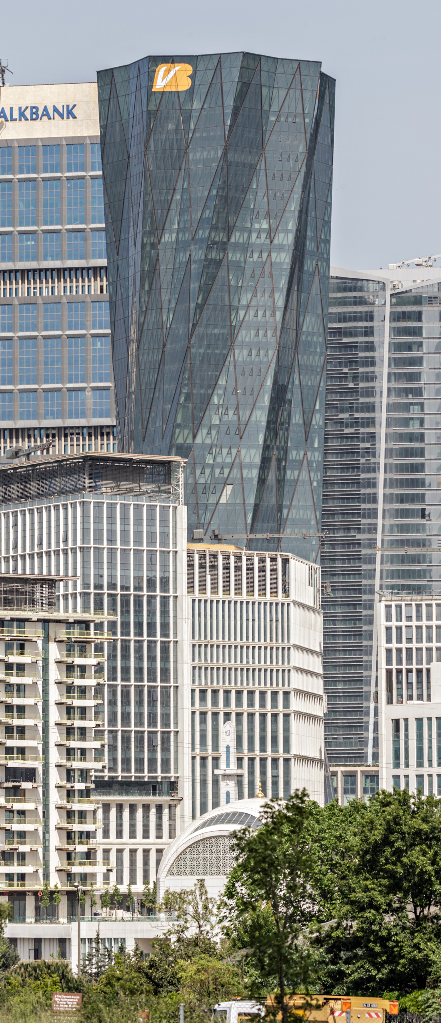 VakifBank Headquarters Tower 1, Istanbul - View from the southeast. © Mathias Beinling