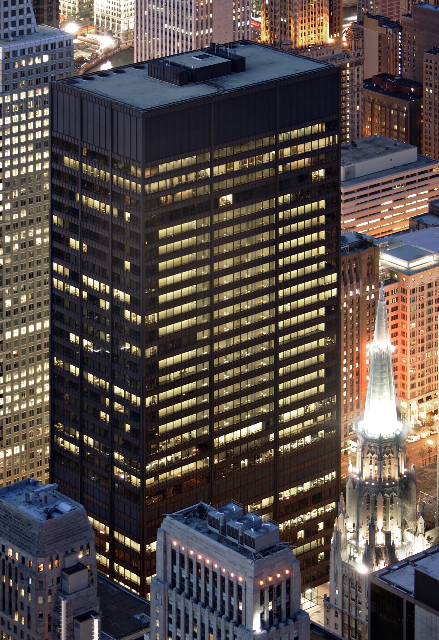 Richard J. Daley Center - Night view from Sears Tower