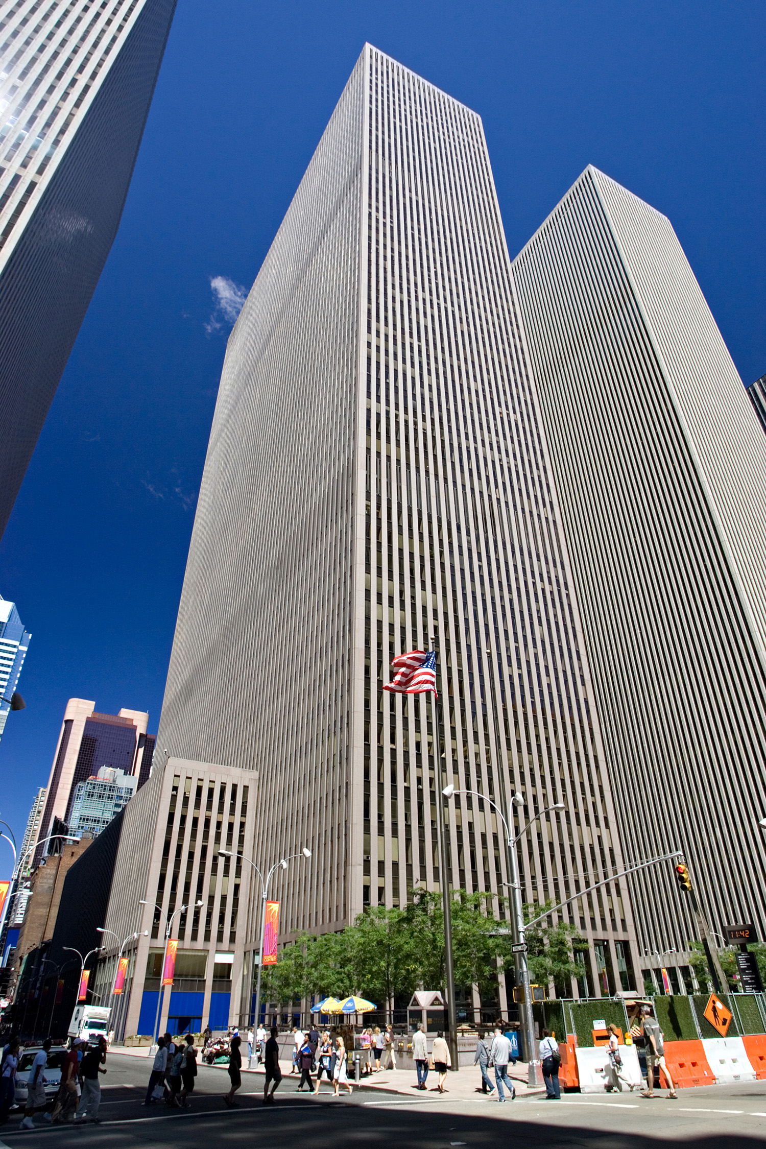 McGraw-Hill Building - View from the south