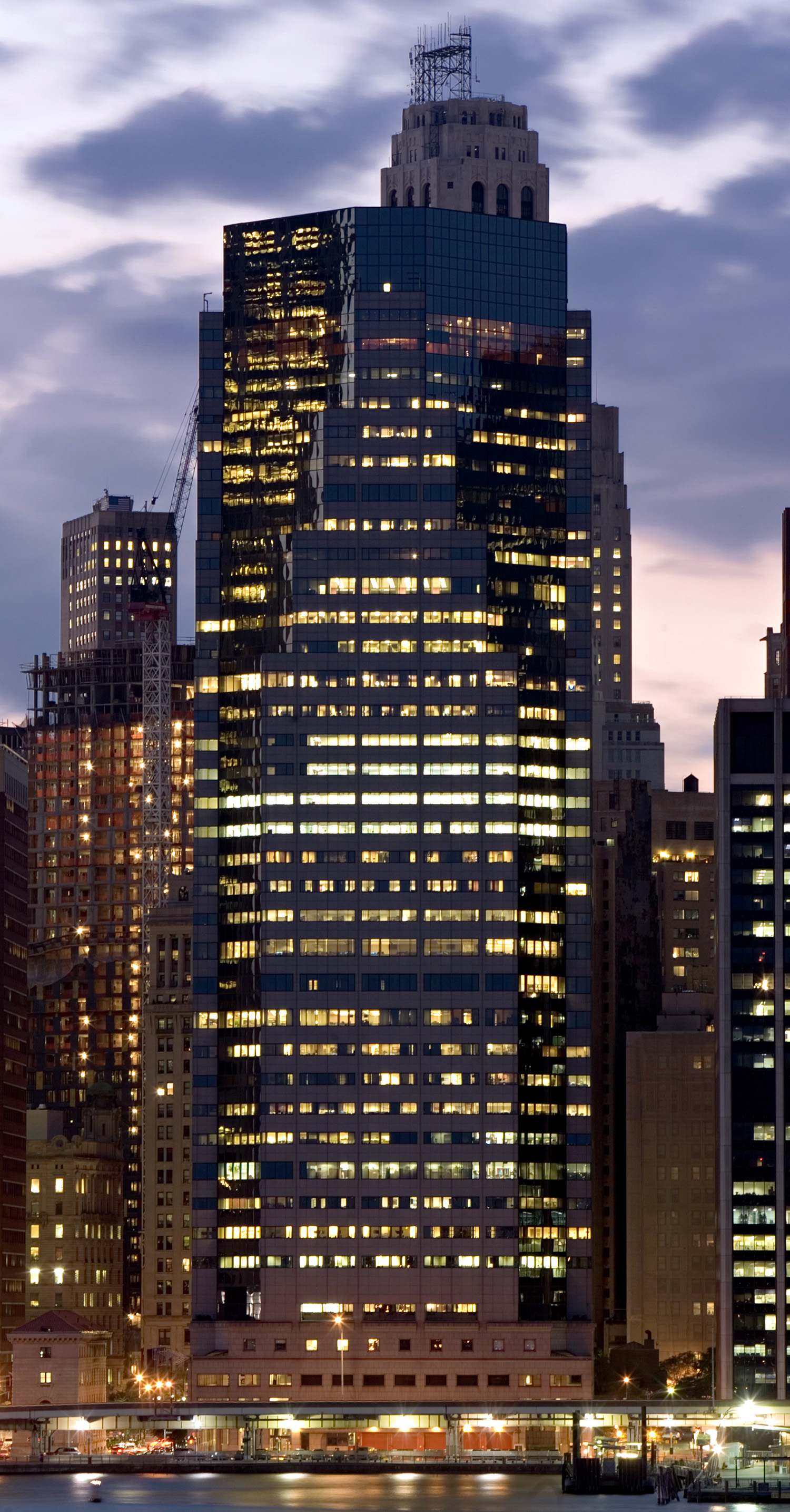 One Financial Square - Night view from Brooklyn Heights